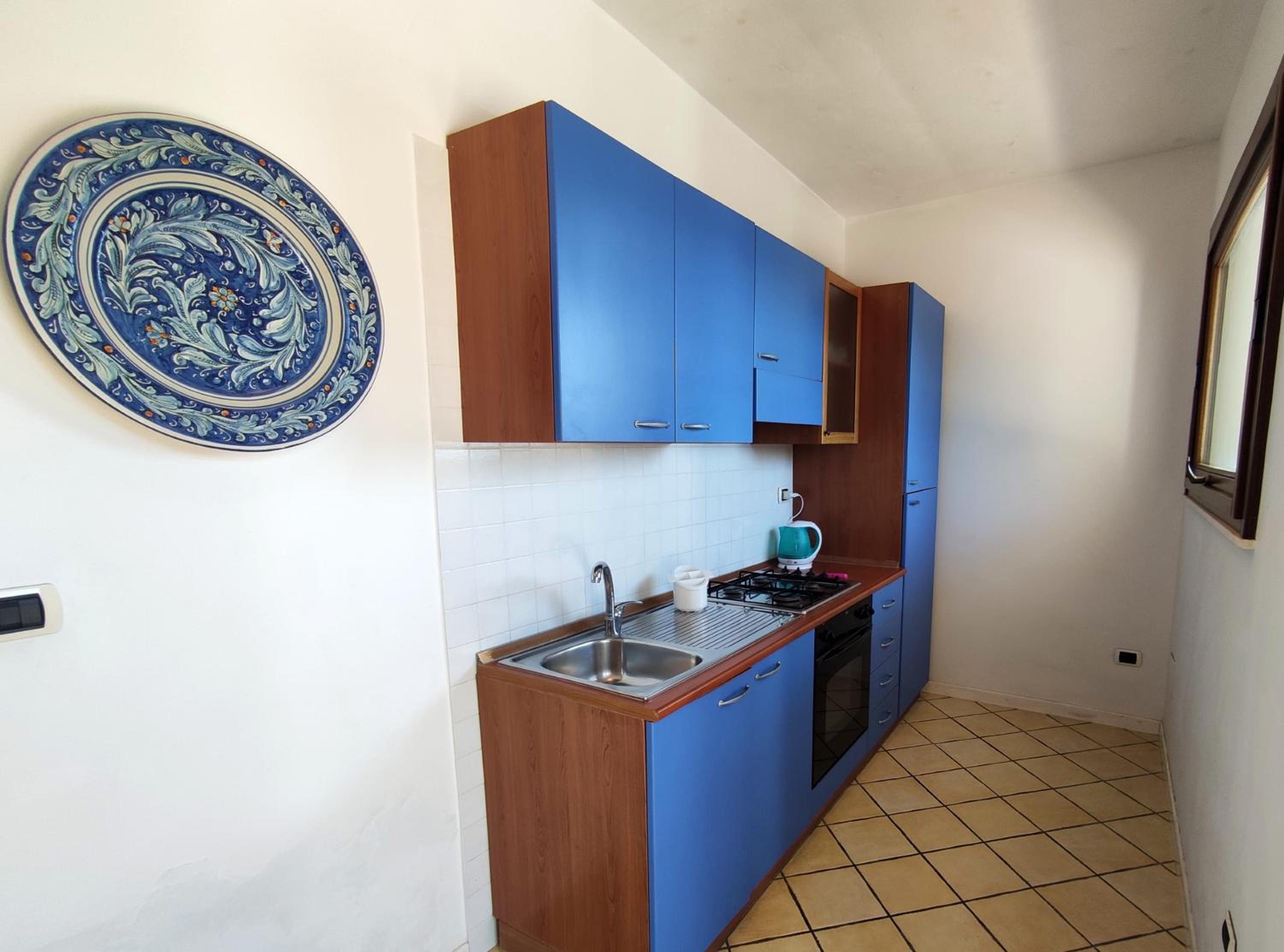 Superior One-Bedroom Apartment - Photo 6