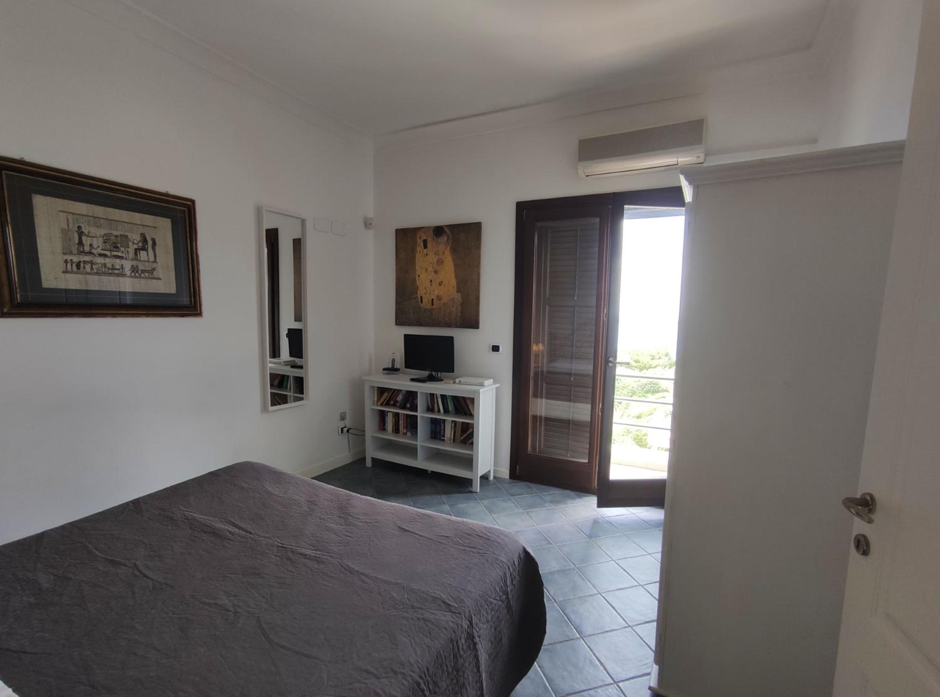Two-Bedroom Apartment - Photo 7