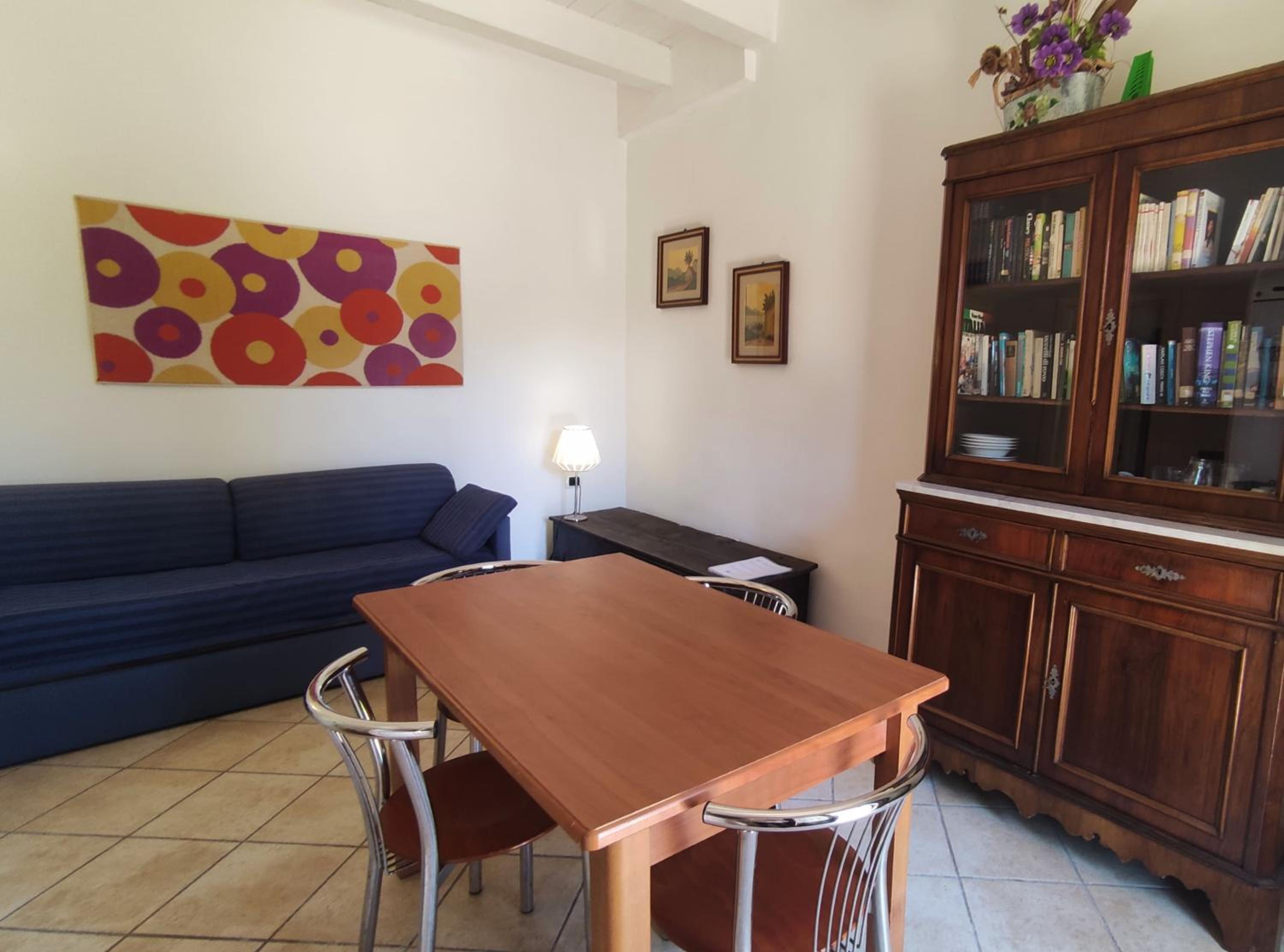 One-Bedroom Apartment - Photo 4