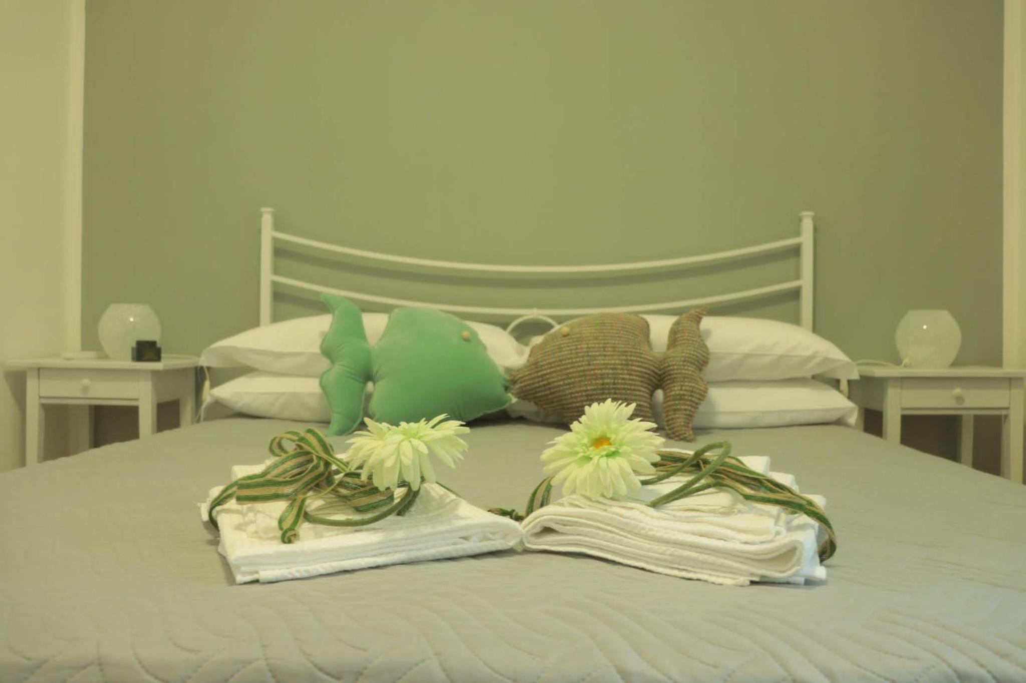 Three-Bedroom Villa - Photo 18