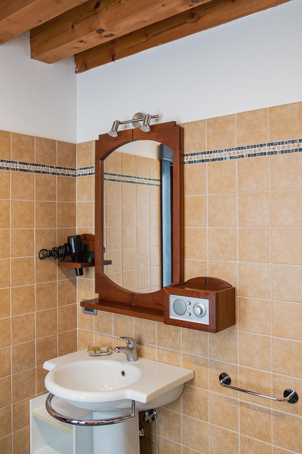 Superior Triple Room - Photo 5