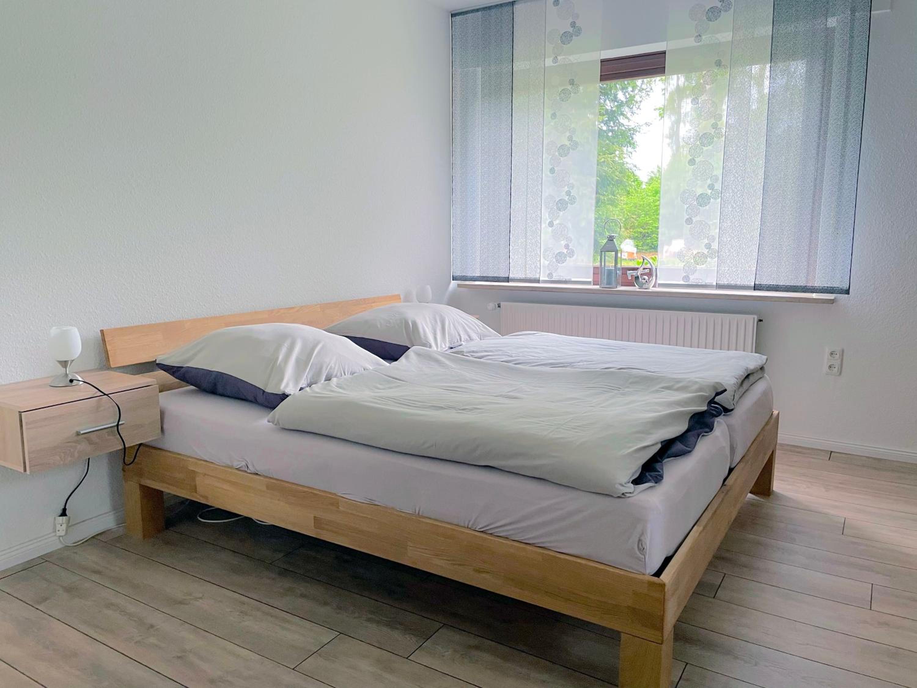 Three-Bedroom House photo 2
