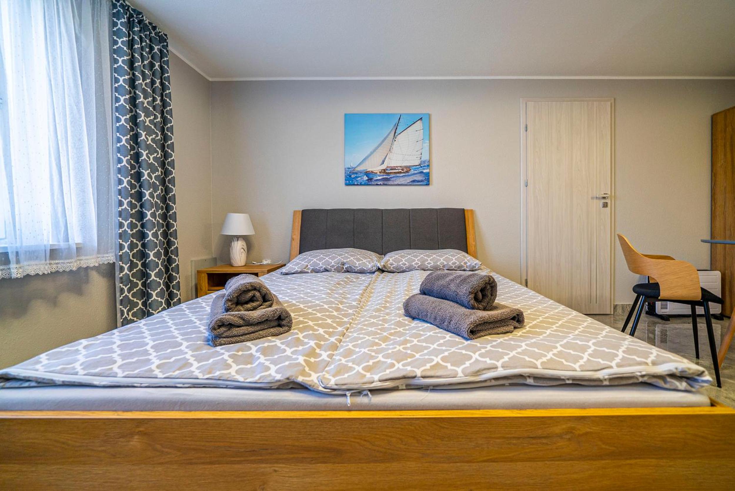 Studio Apartment - Photo 3