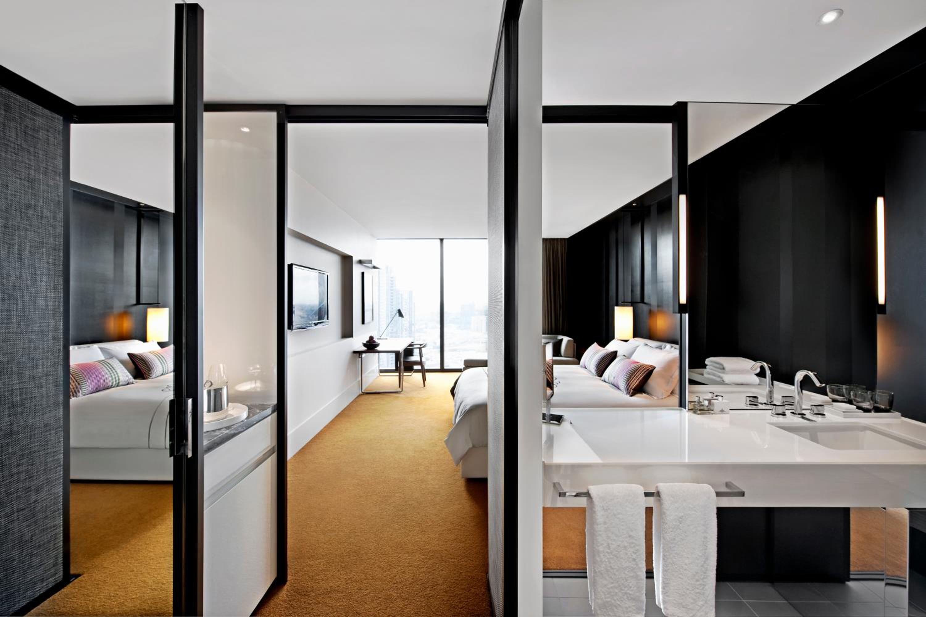 Luxe King Room  - Photo 2