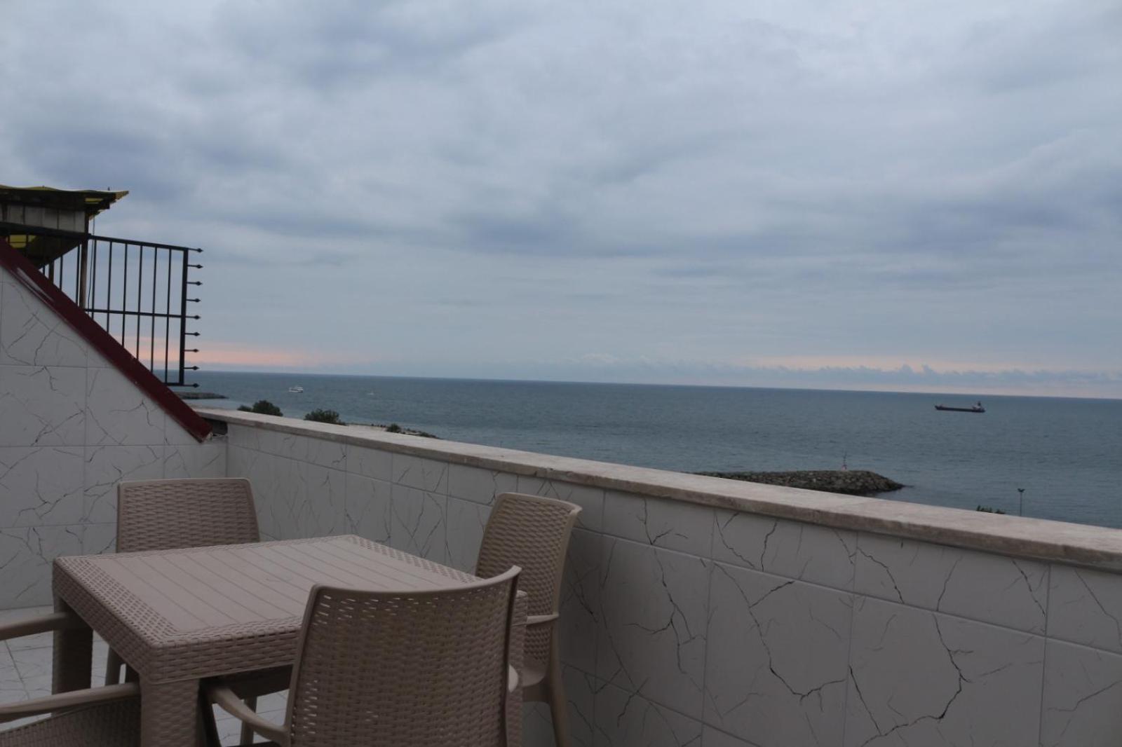 Deluxe Double Room With Balcony And Sea View photo 3