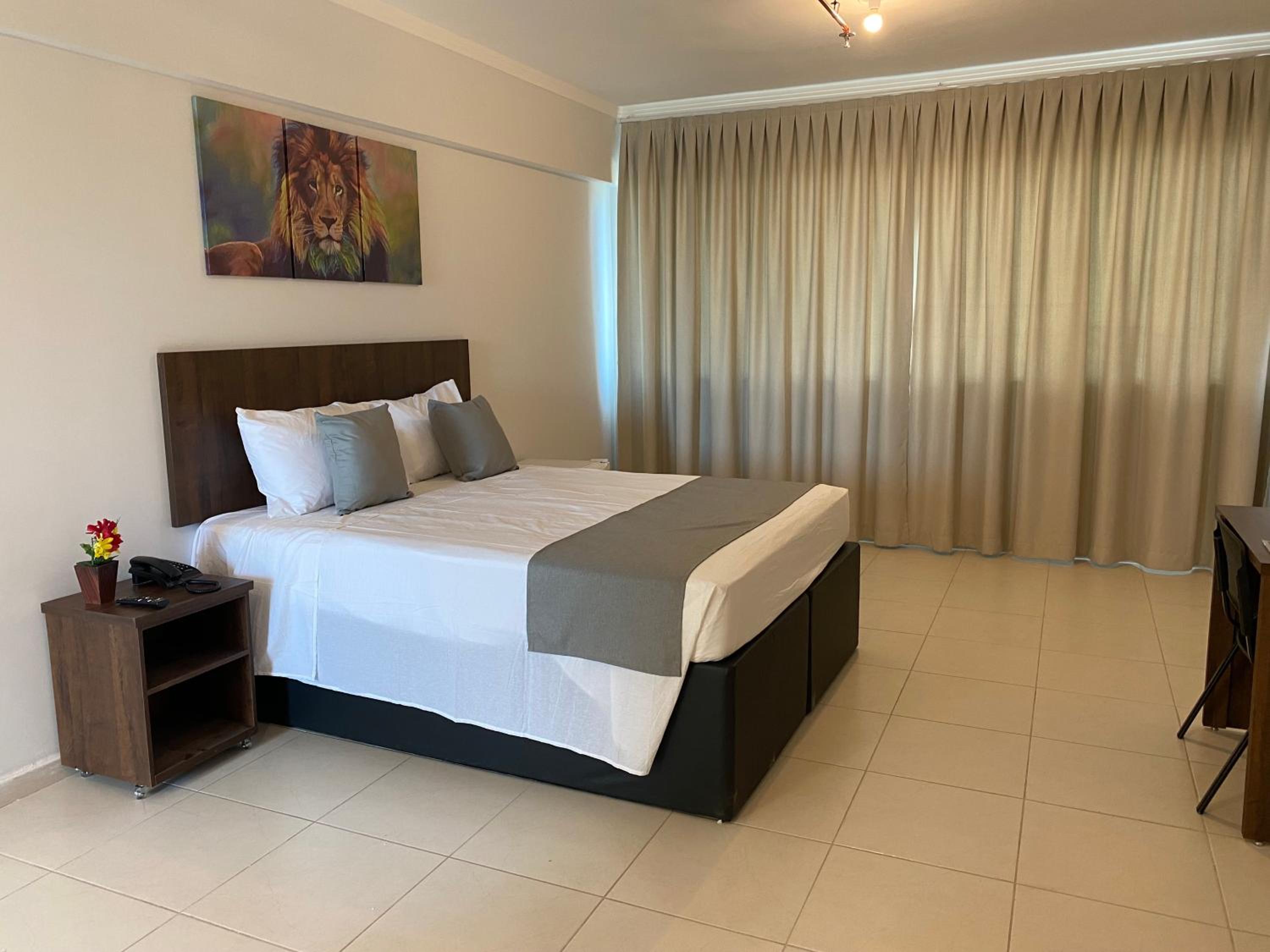 Standard Double or Twin Room - Photo 1