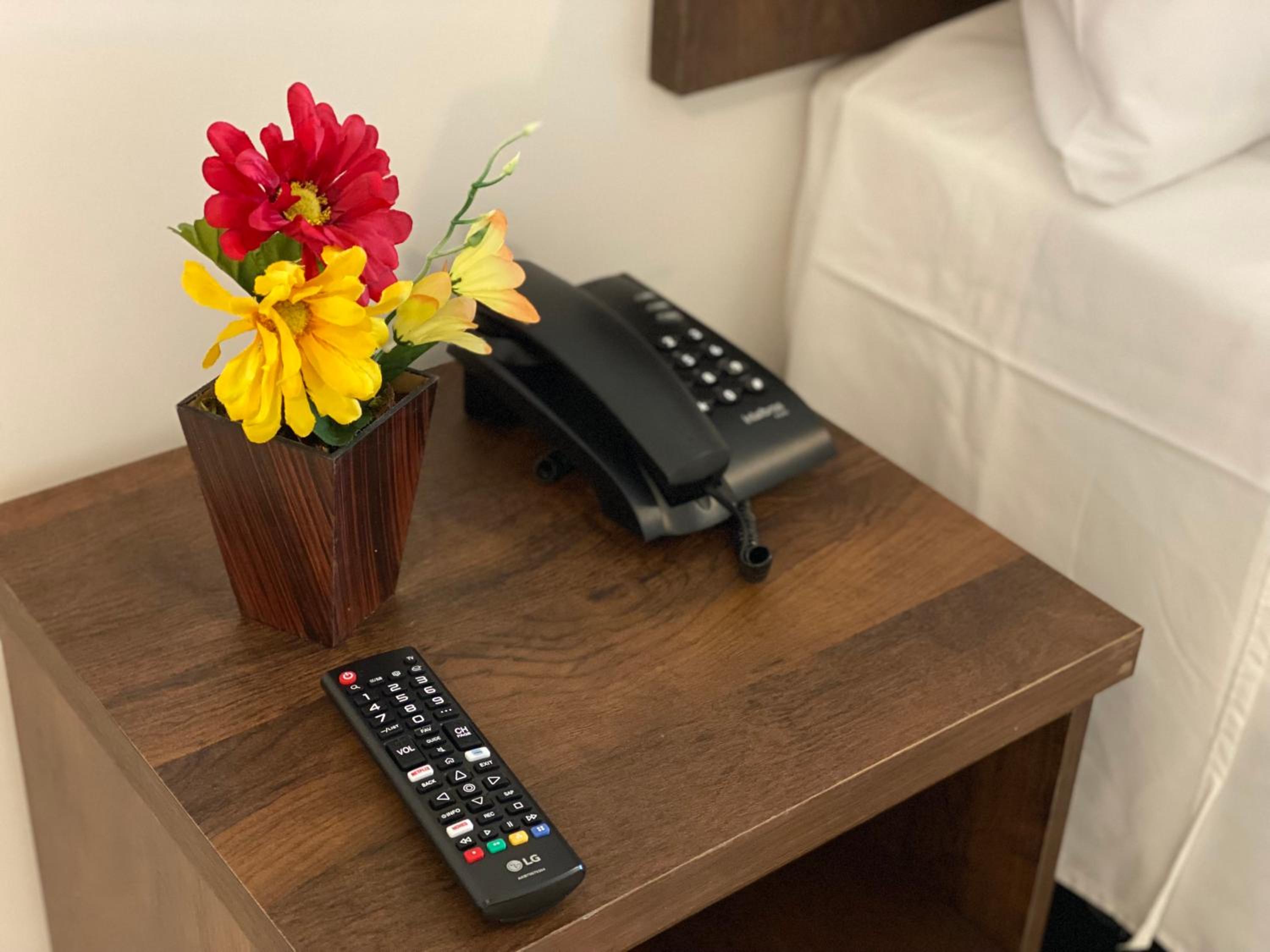 Standard Double or Twin Room - Photo 2