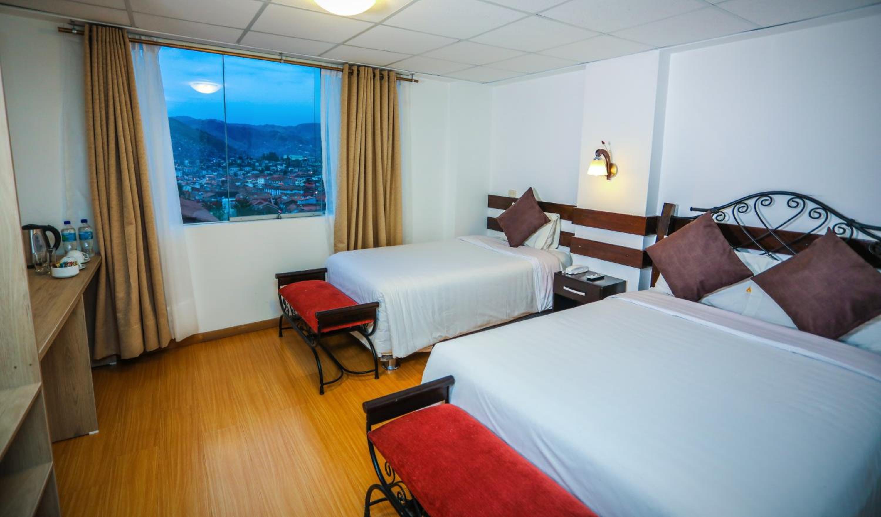 Twin Room with City View photo 3