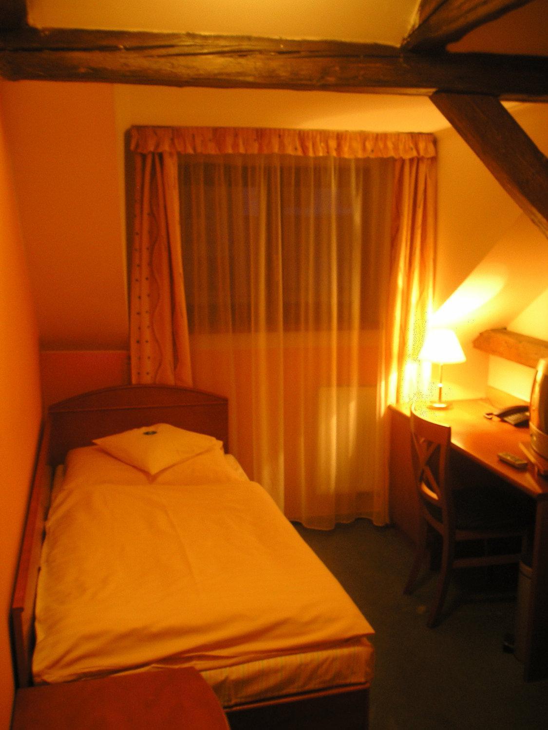 Single Room photo 2