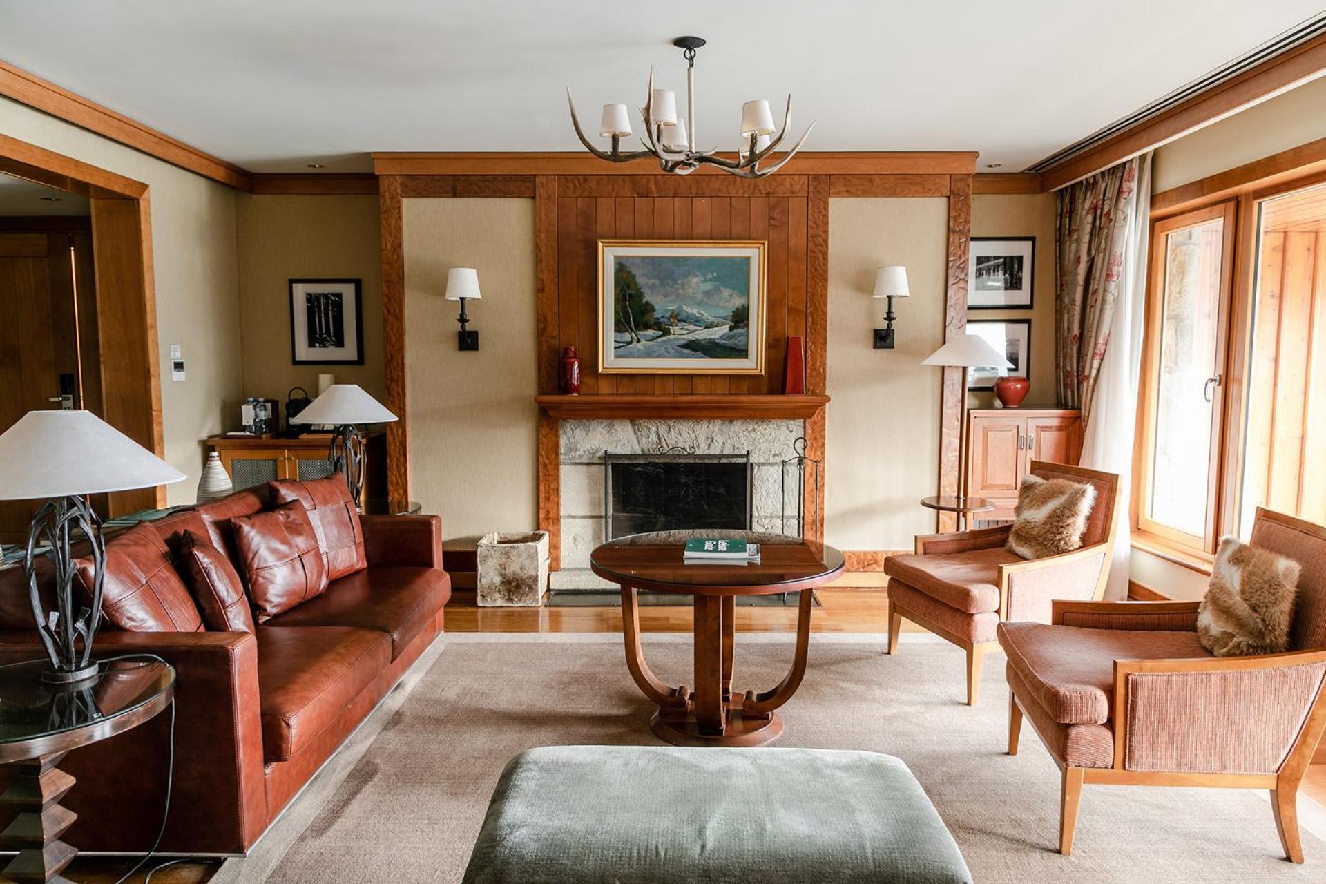 Deluxe Suite
