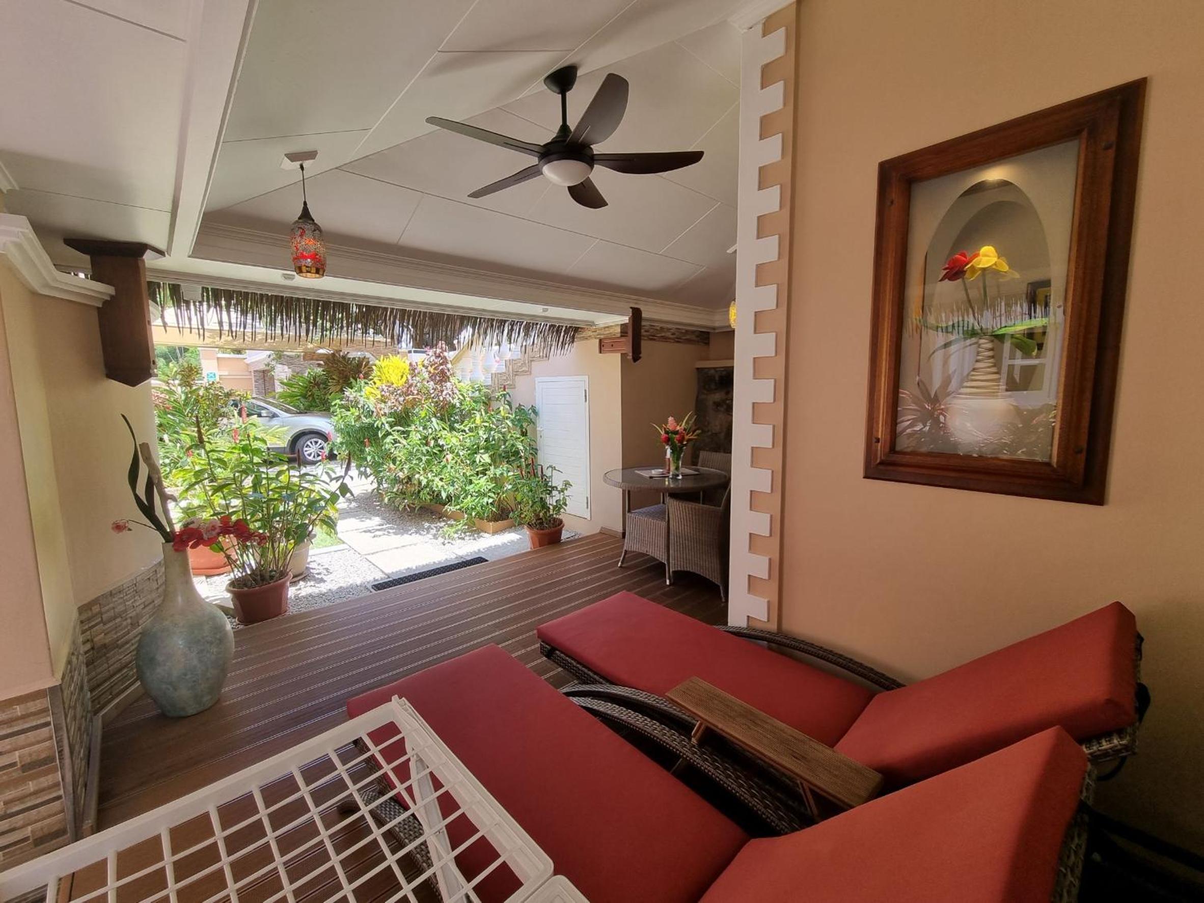 One-Bedroom Apartment without Sea View photo 2