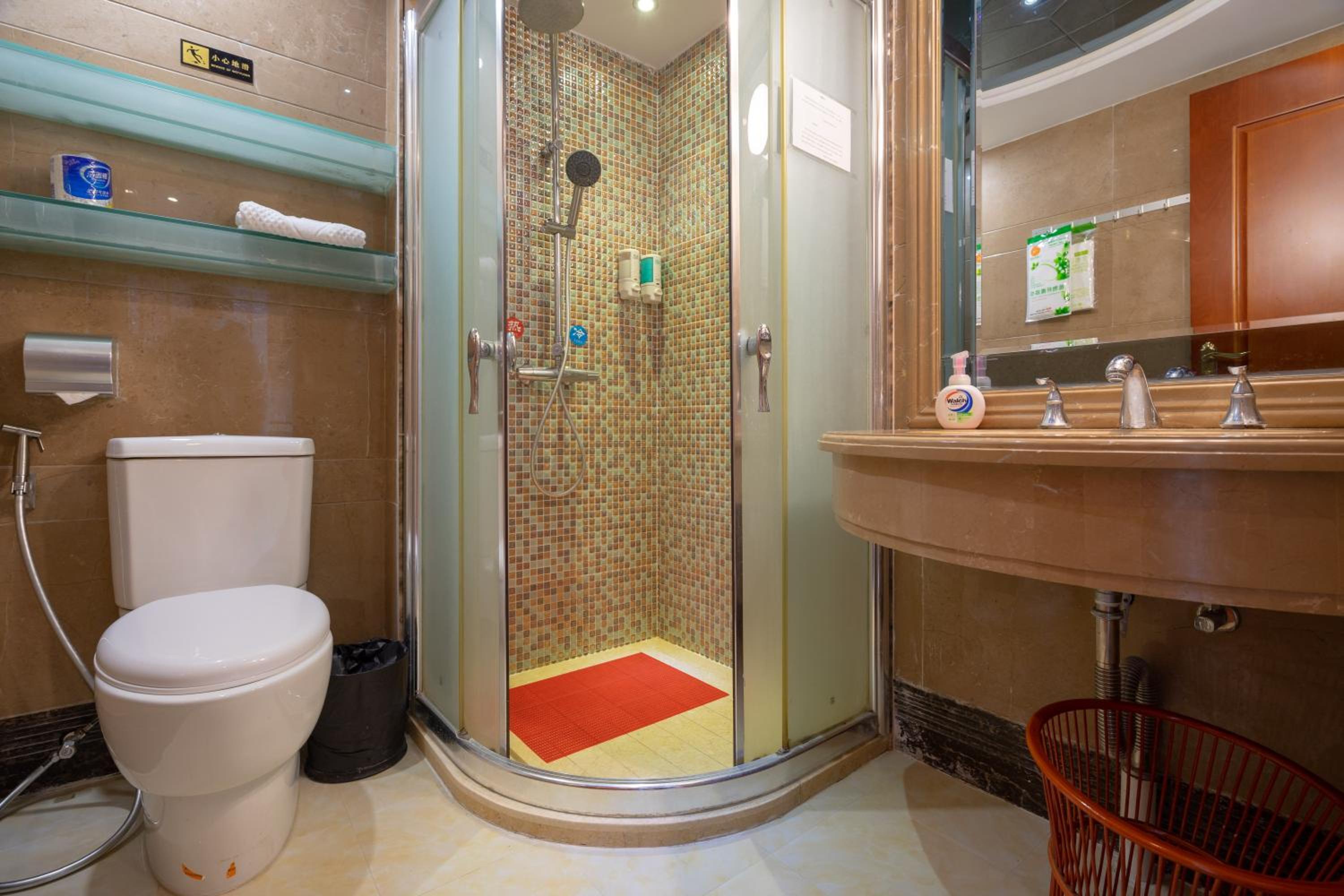 Superior Duplex Three-Bedroom Suite photo 2