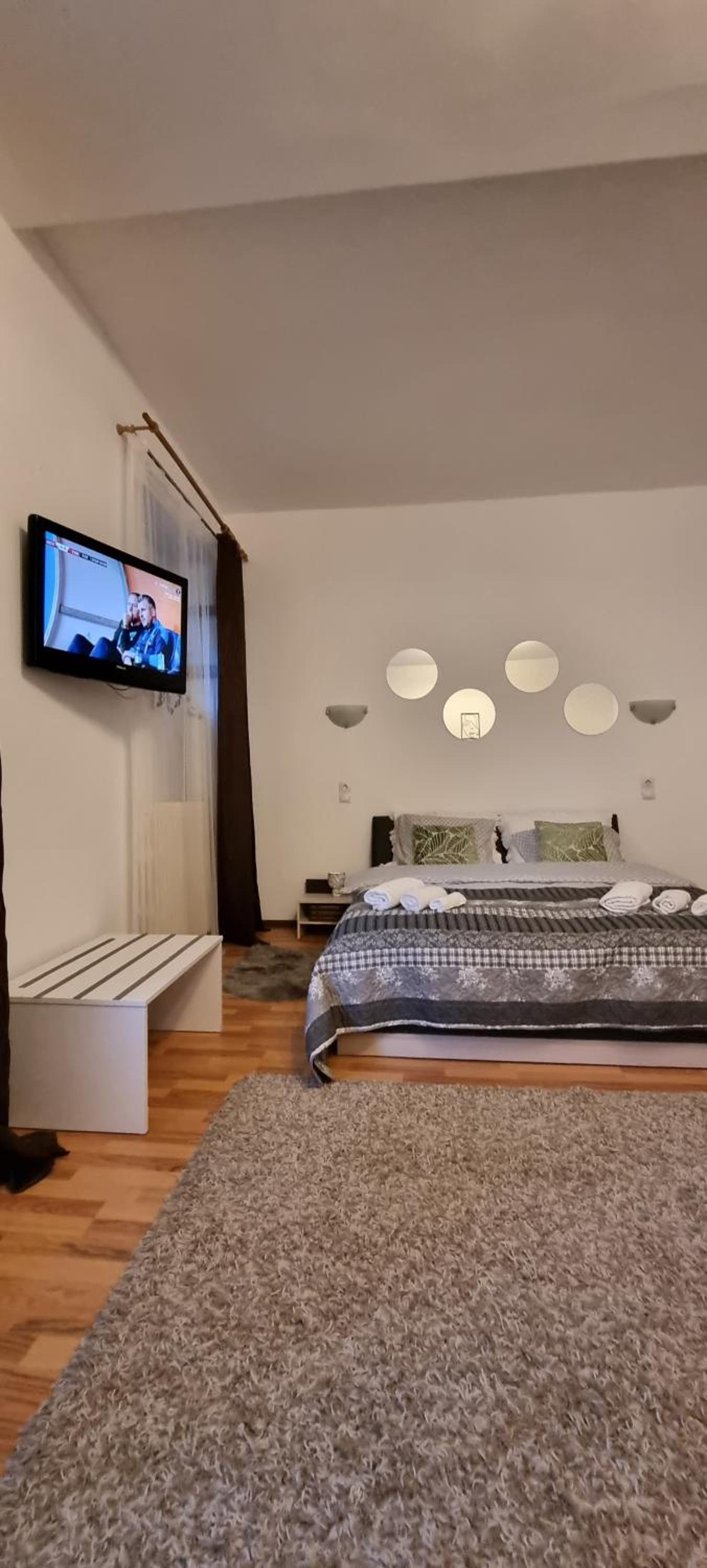 Deluxe Triple Room - Photo 15