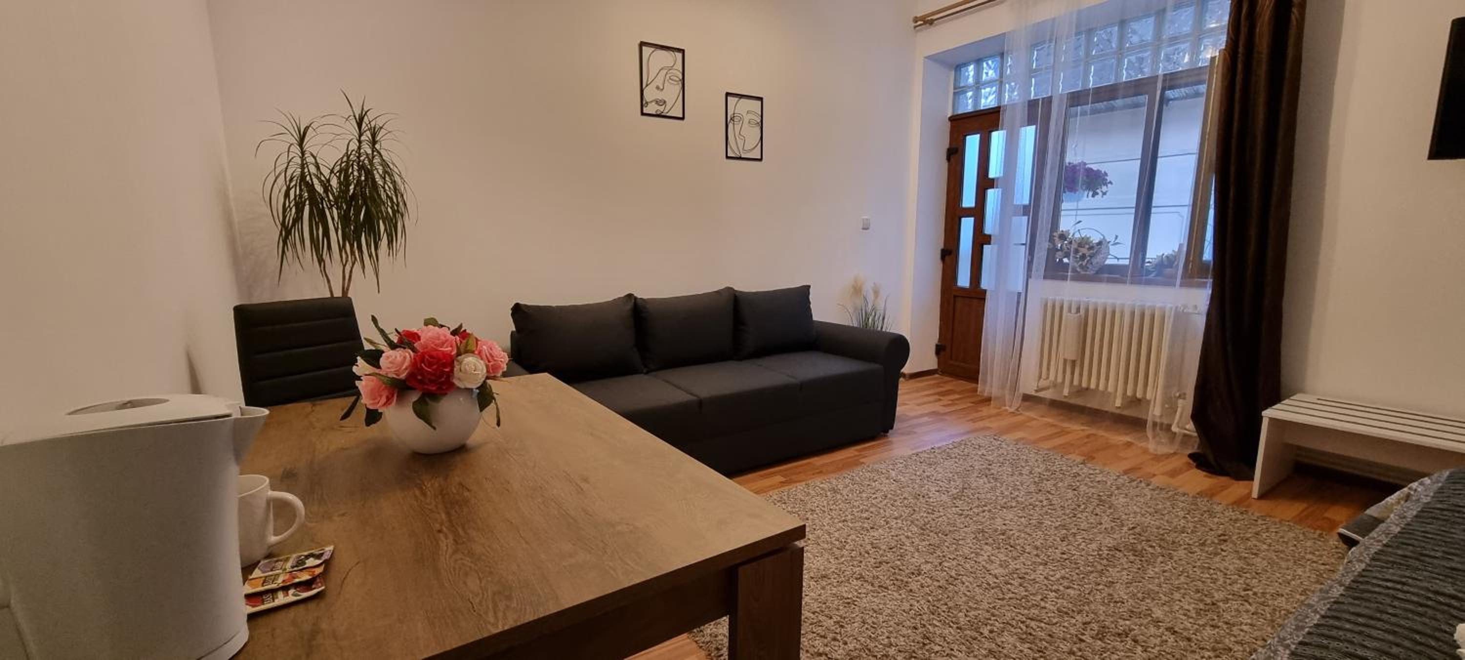 Deluxe Triple Room - Photo 16