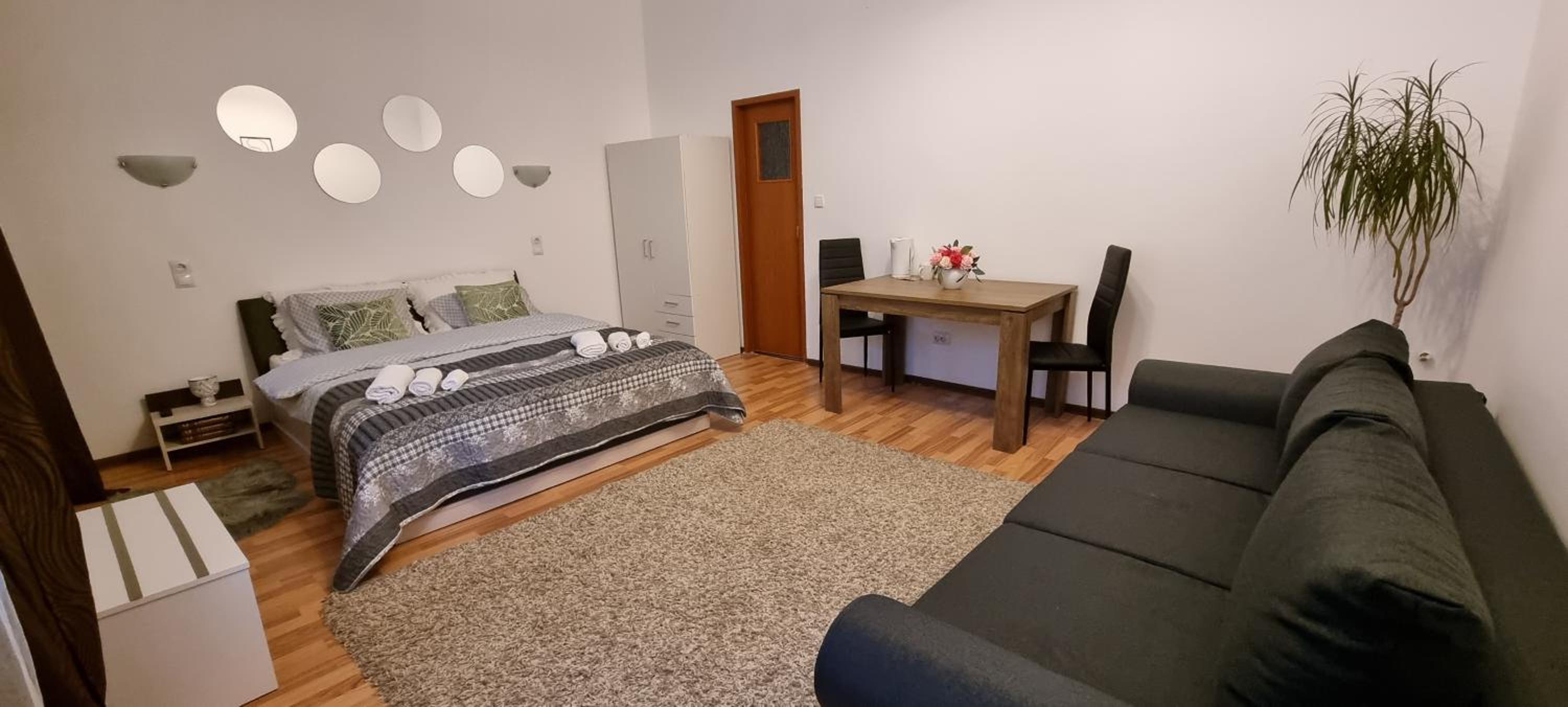 Deluxe Triple Room - Photo 17