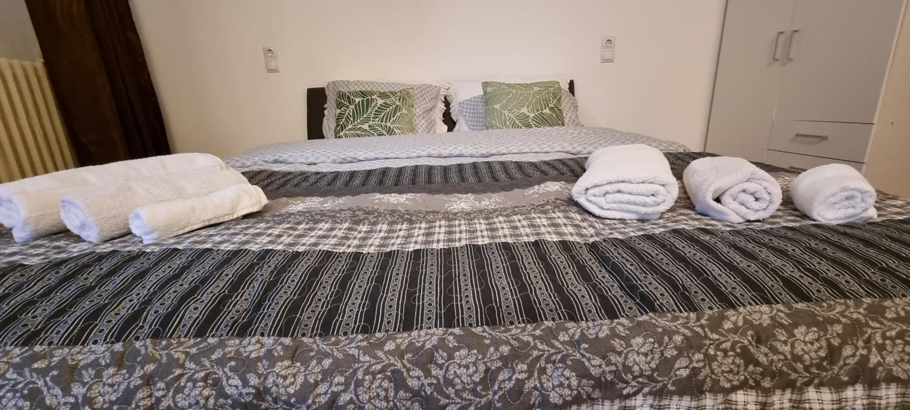Deluxe Triple Room - Photo 18