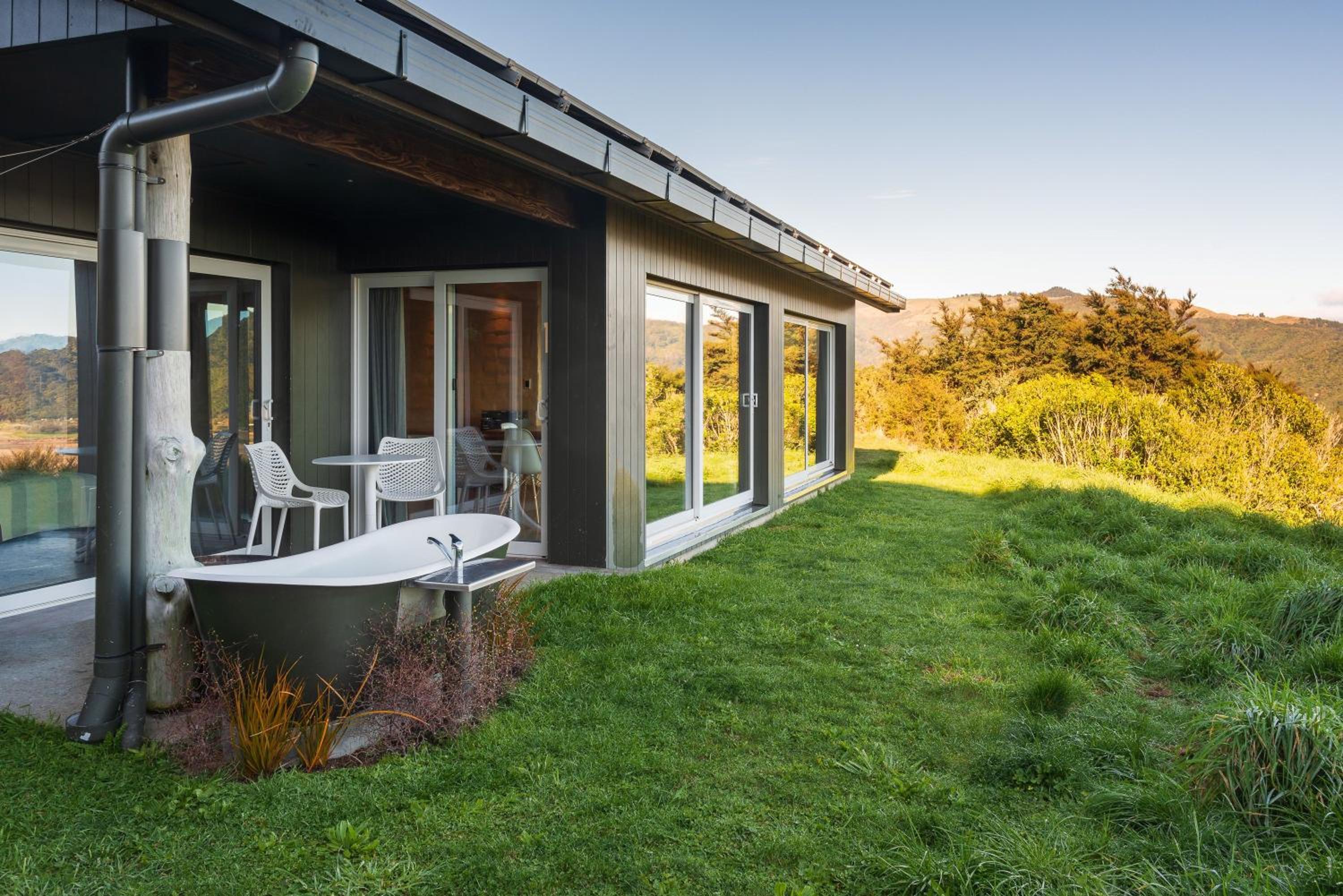 Holiday Home - Kiwi Greenie photo 2