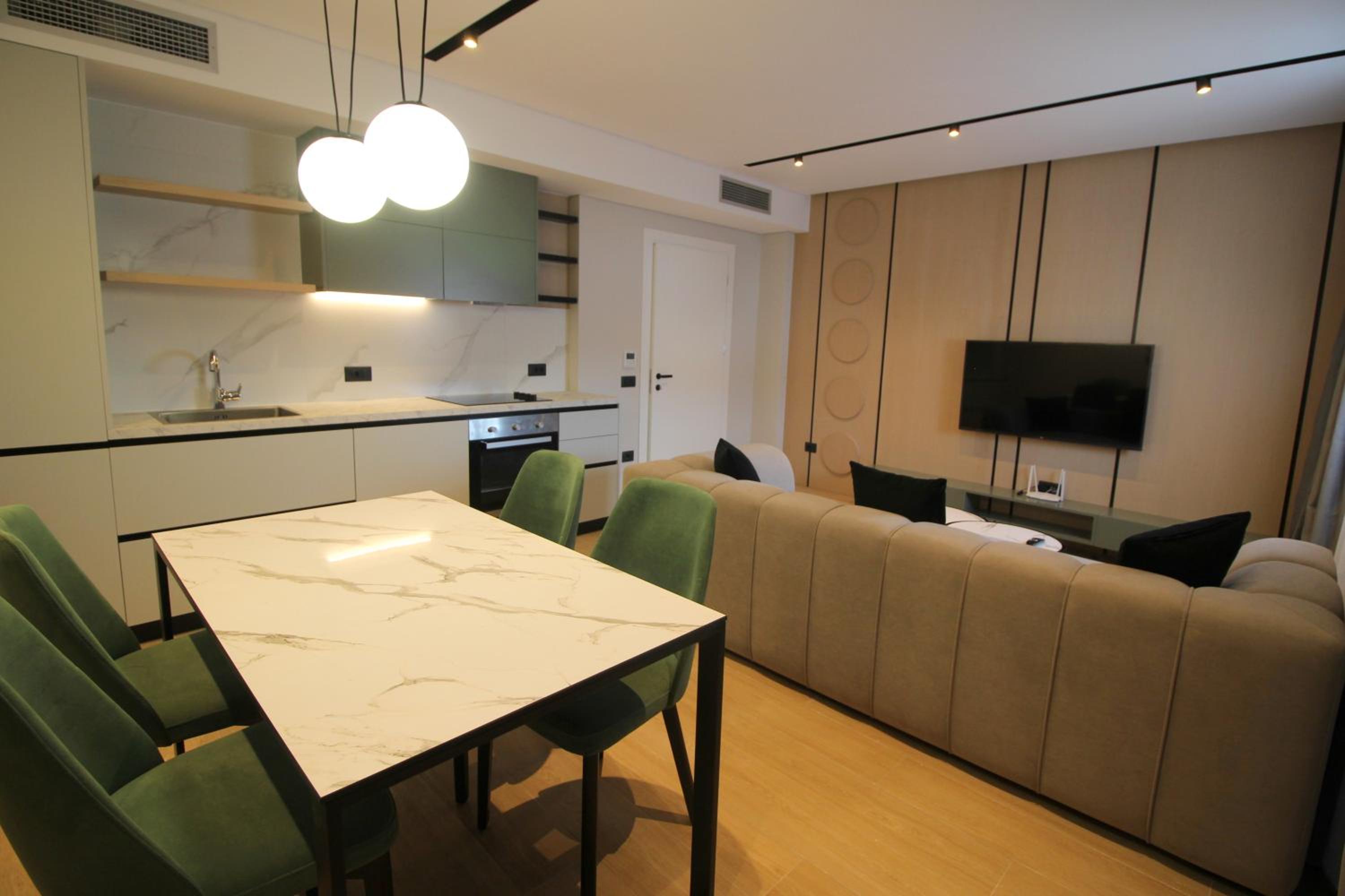 One-Bedroom Apartment