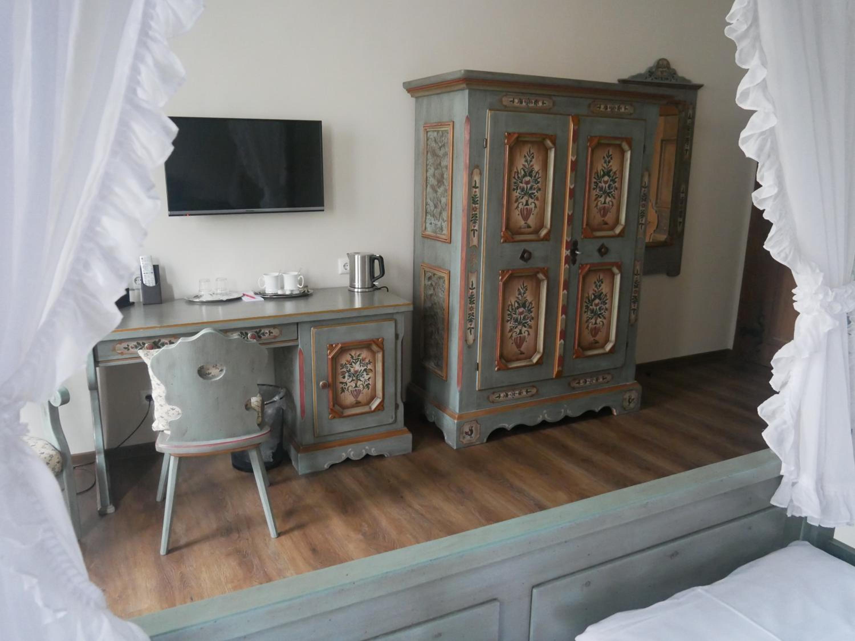 Superior King Room