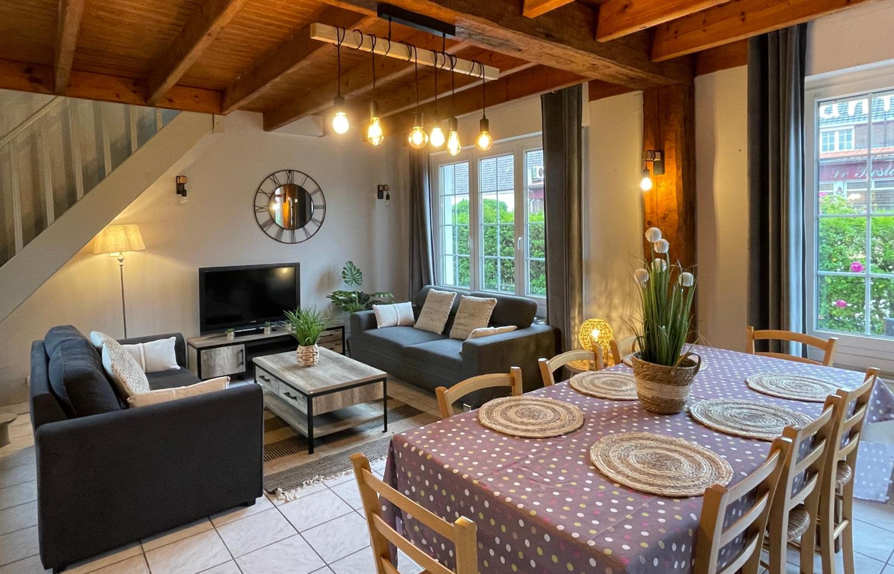 Cottage (5 Adults)