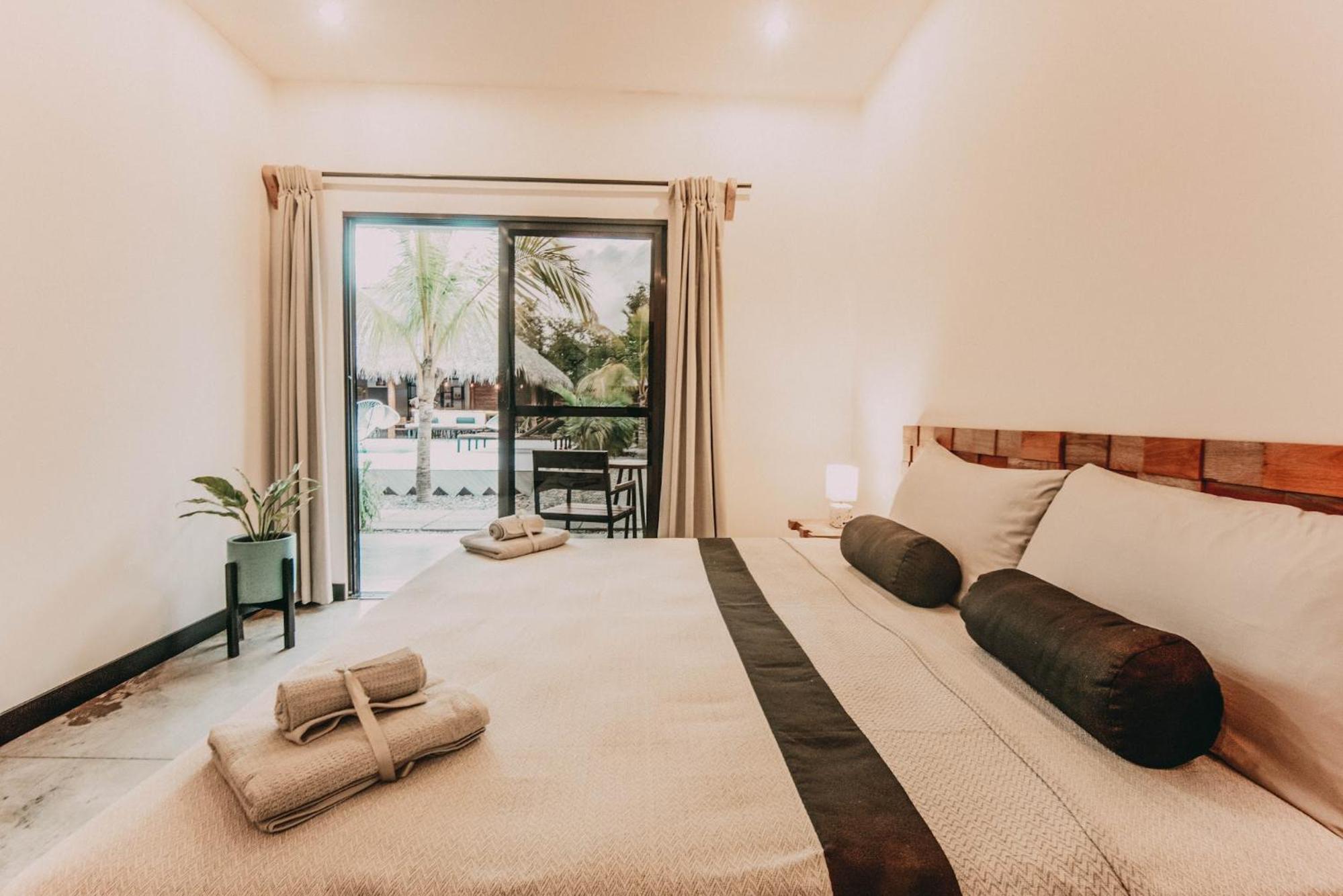 Deluxe Double Or Twin Room photo 2