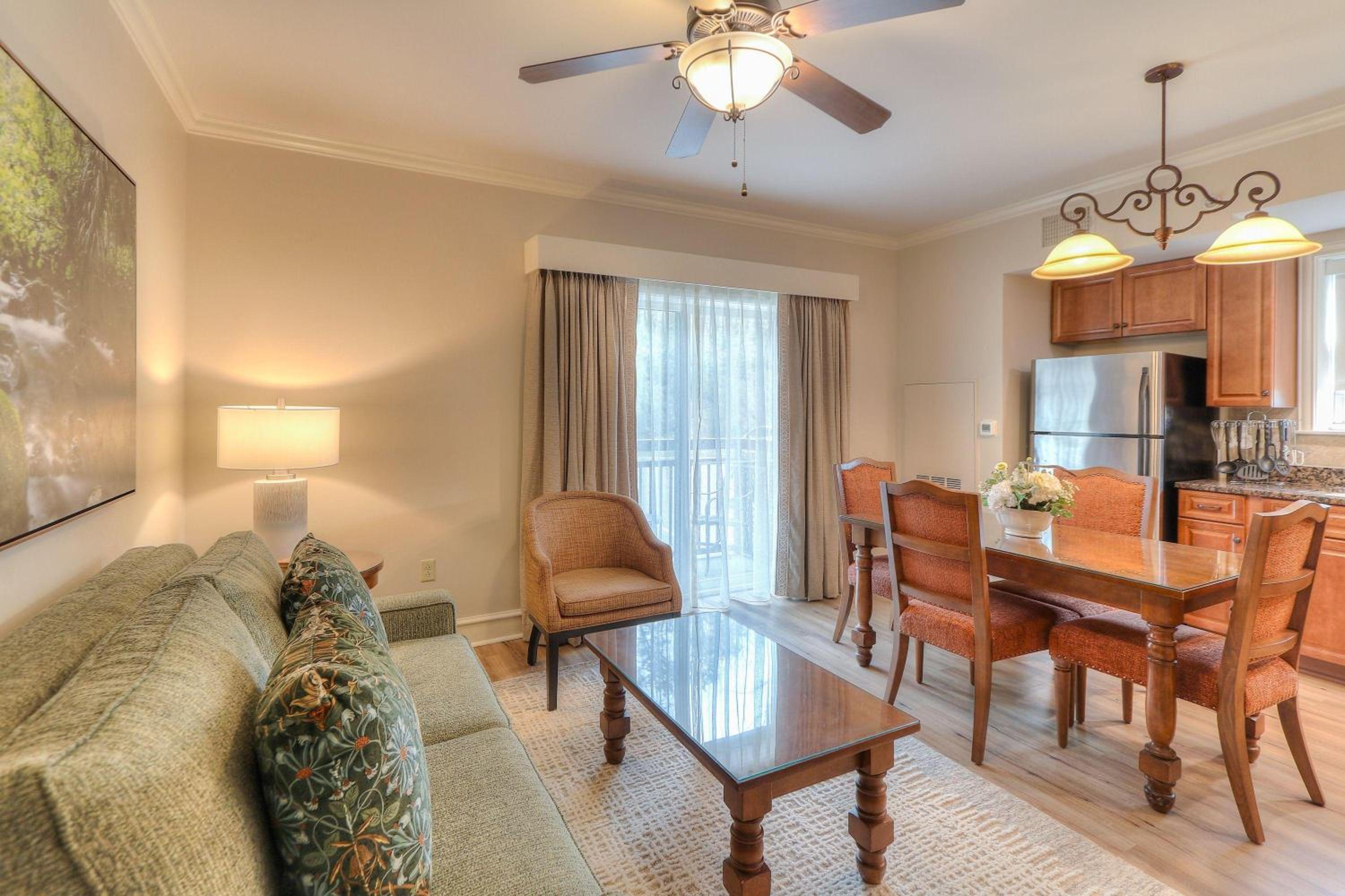 One Bedroom Condo - One King photo 1