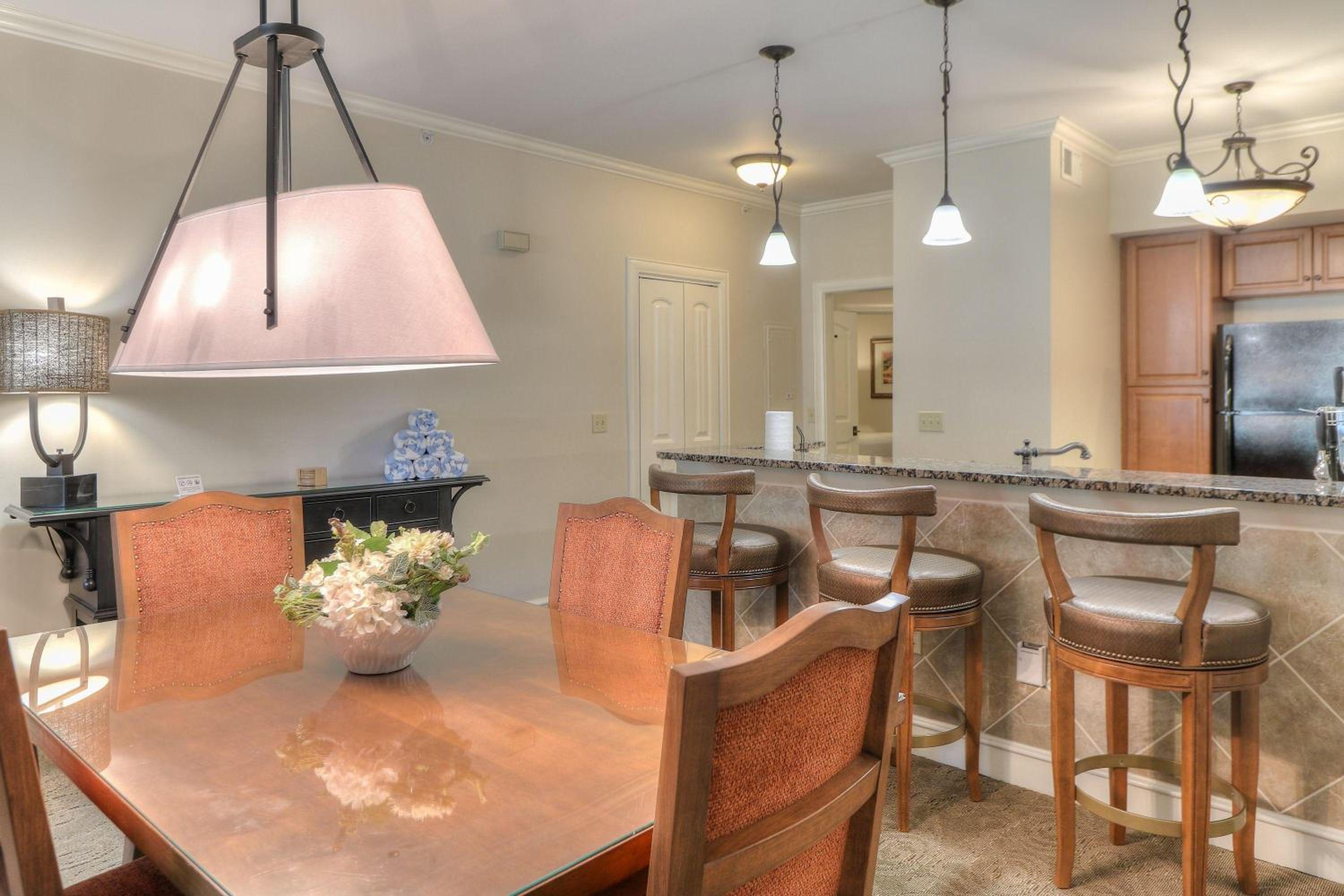 Two Bedroom Condo - Two Kings photo 2