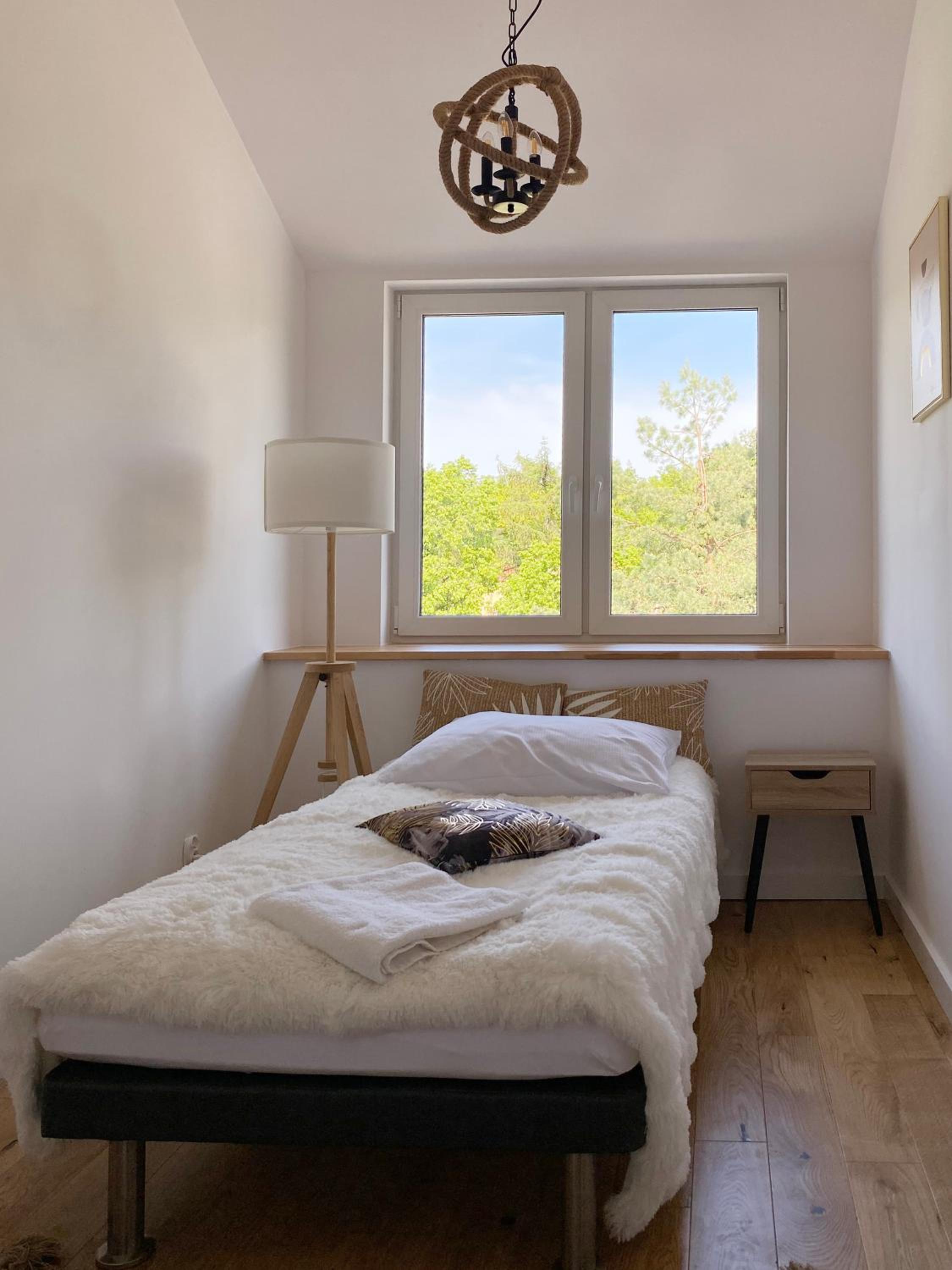 Two-Bedroom Apartment - Photo 9