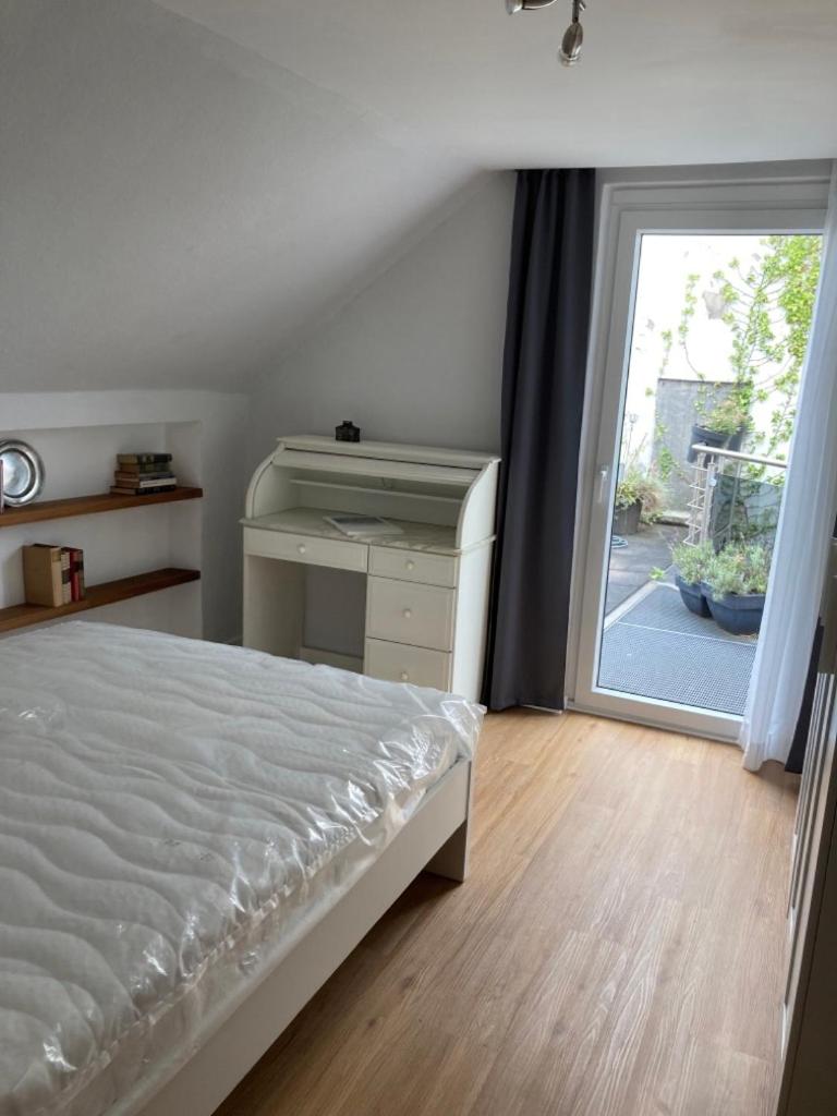Three-Bedroom Apartment photo 2
