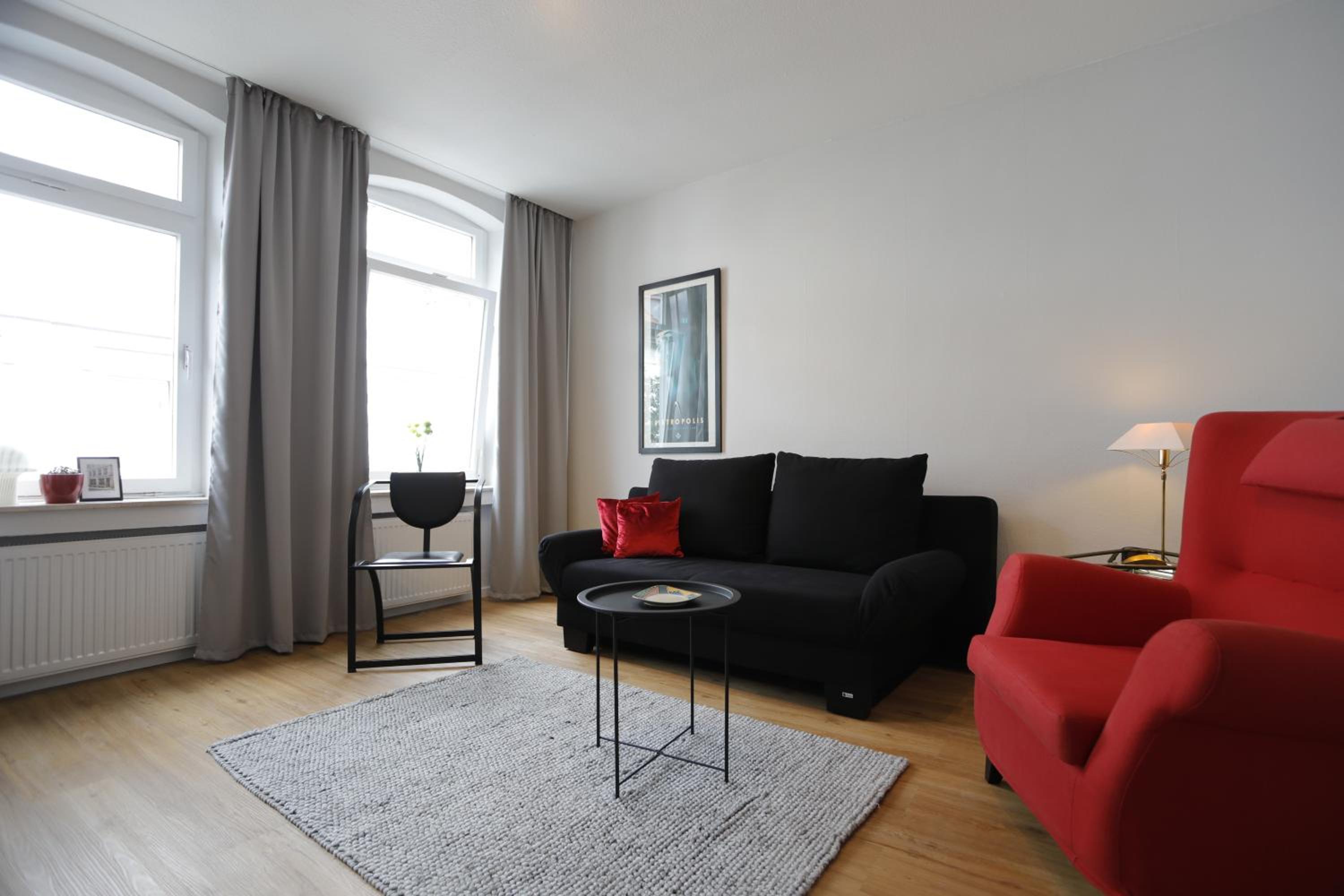Three-Bedroom Apartment photo 3