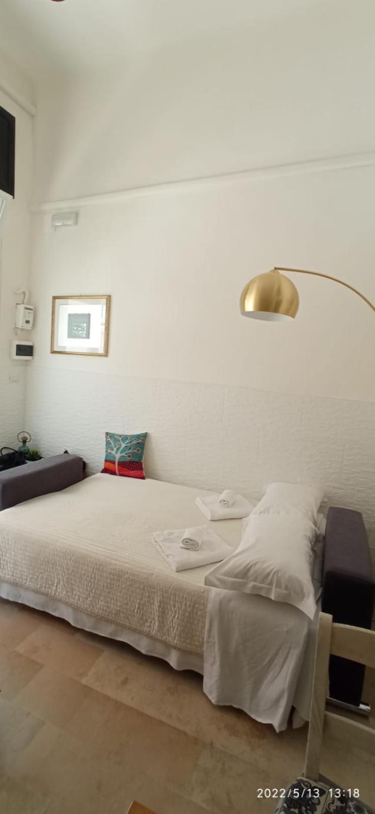 One-Bedroom Apartment - Photo 9