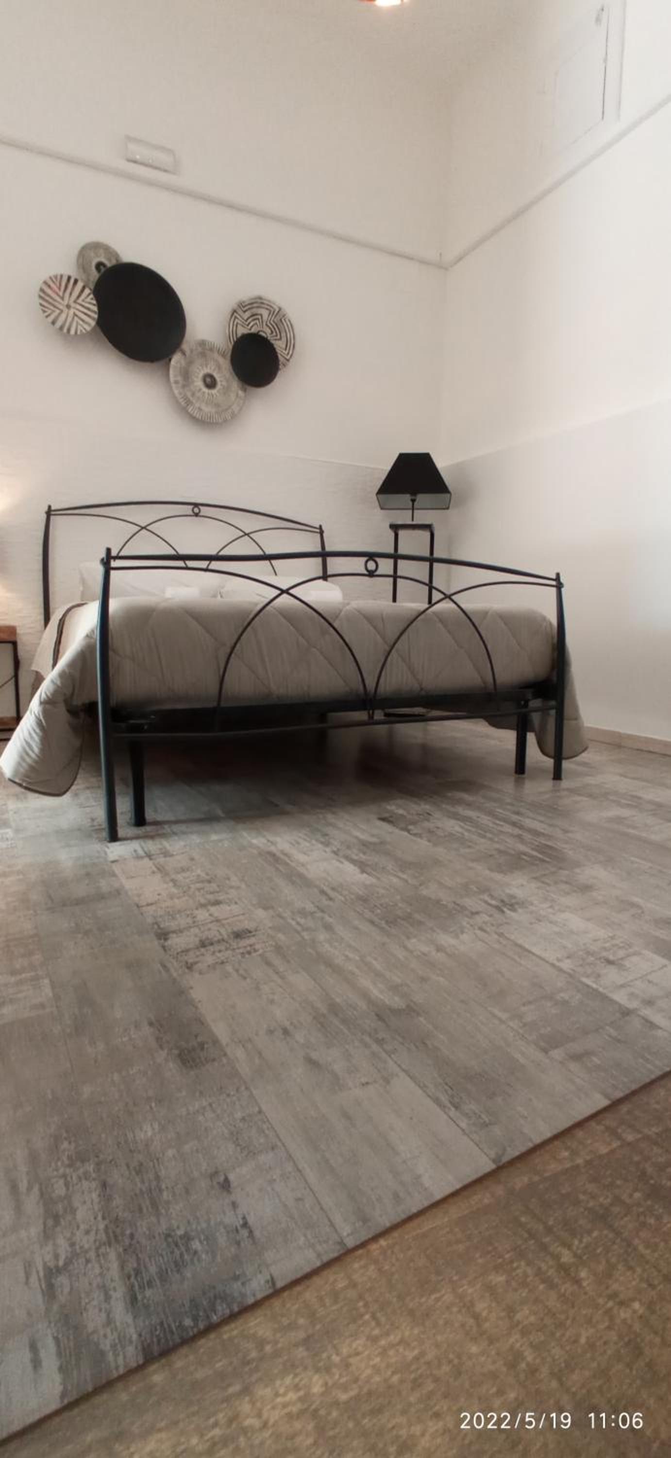One-Bedroom Apartment - Photo 19