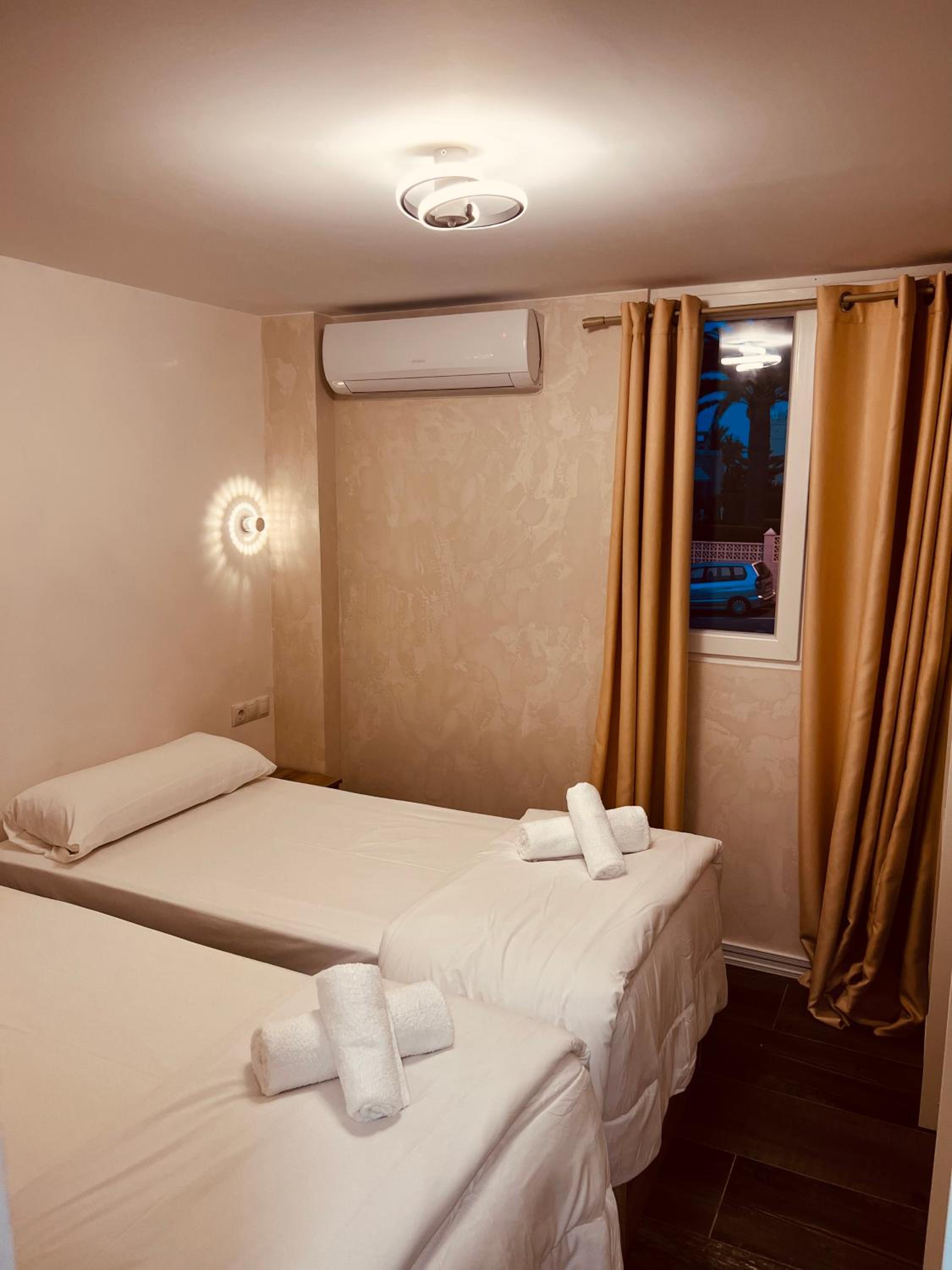 Twin Room photo 2