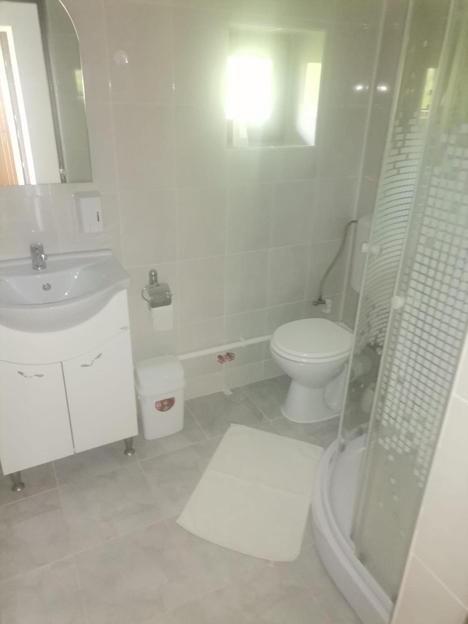 Double Room with Balcony - Photo 2