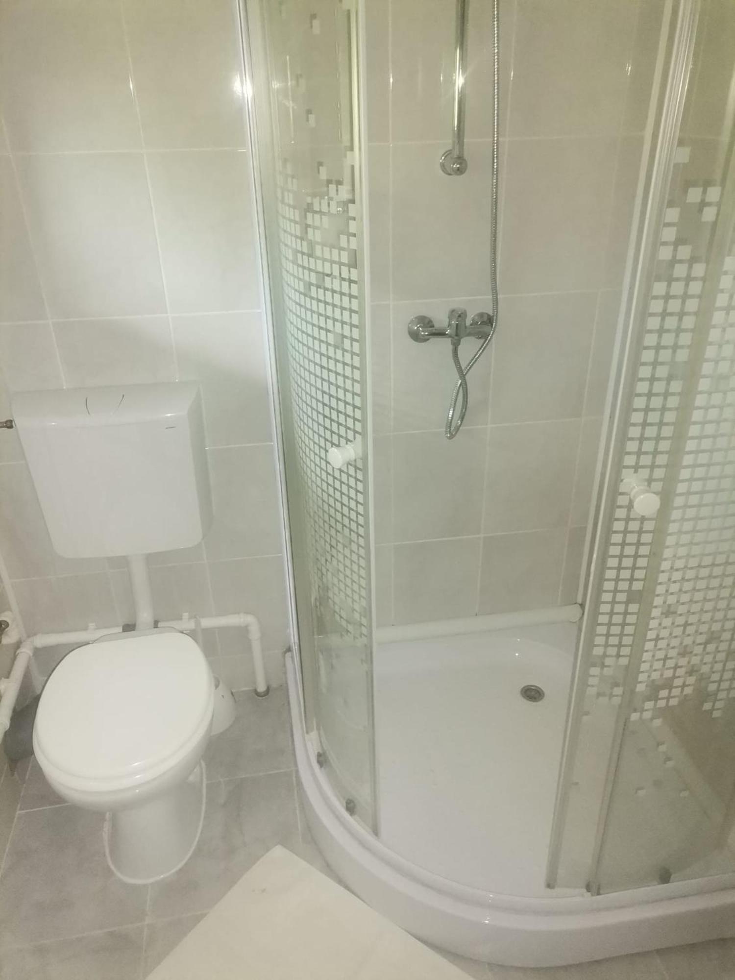 Double Room with Balcony - Photo 3