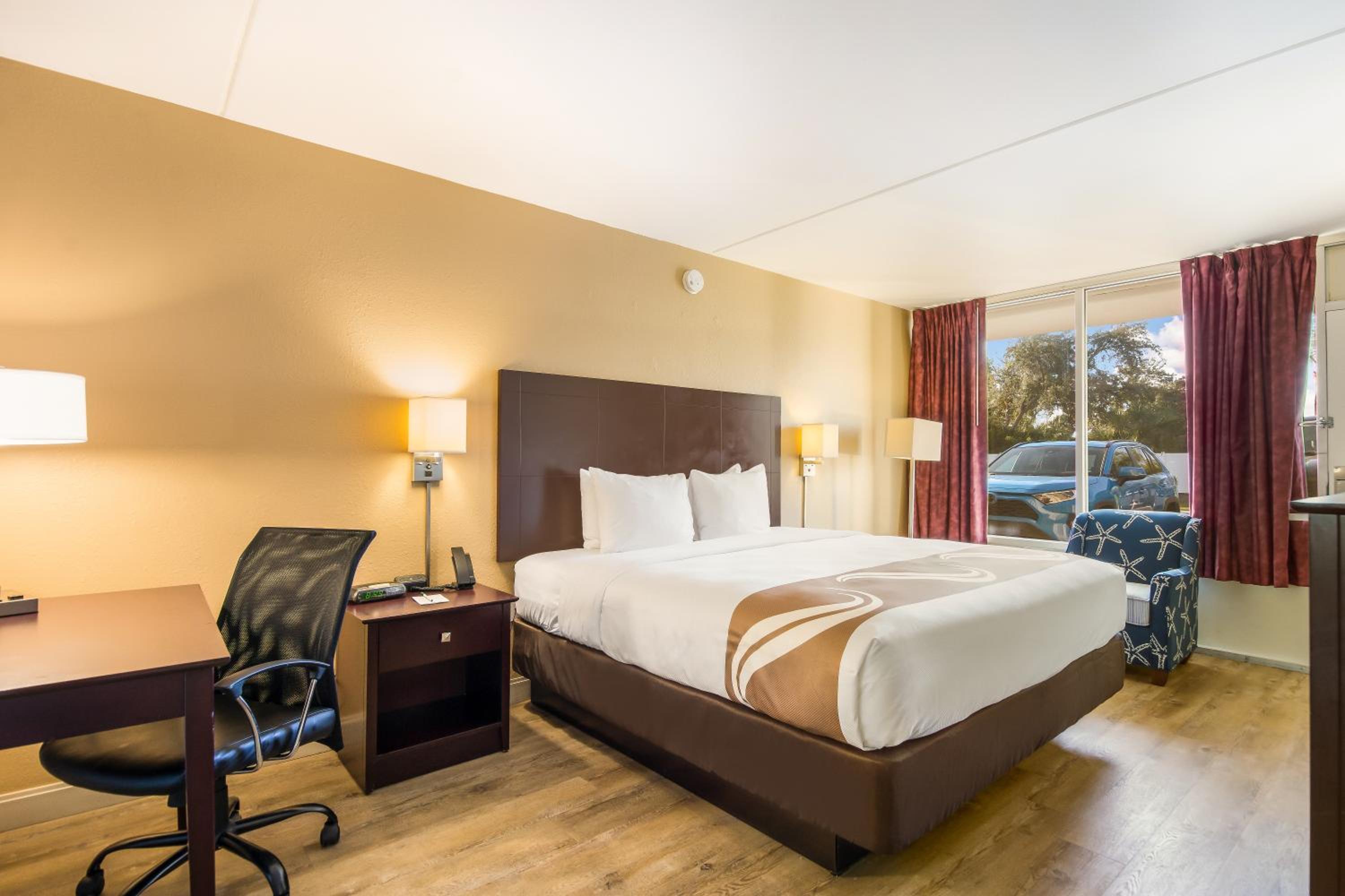 Non-Smoking - King Room - Photo 1