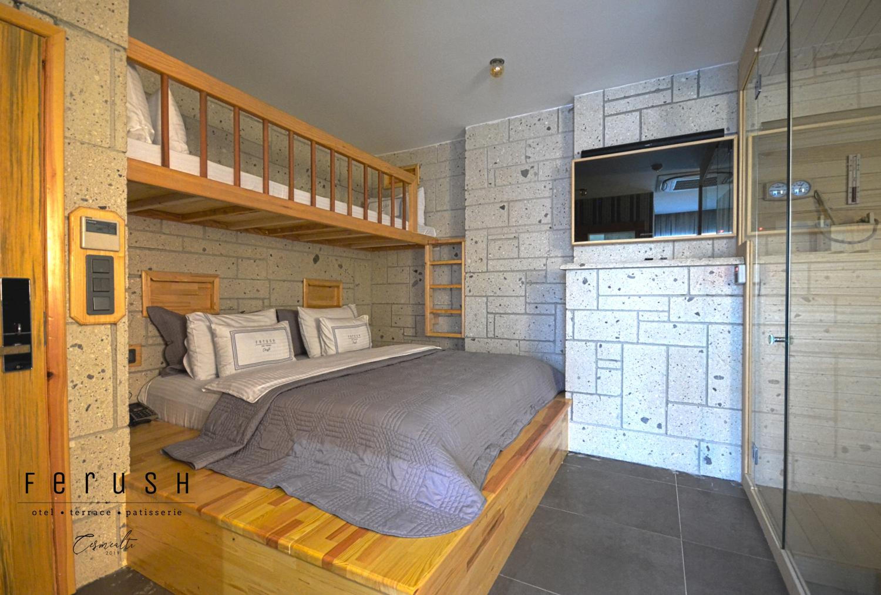 Family Room with Sauna - Photo 1
