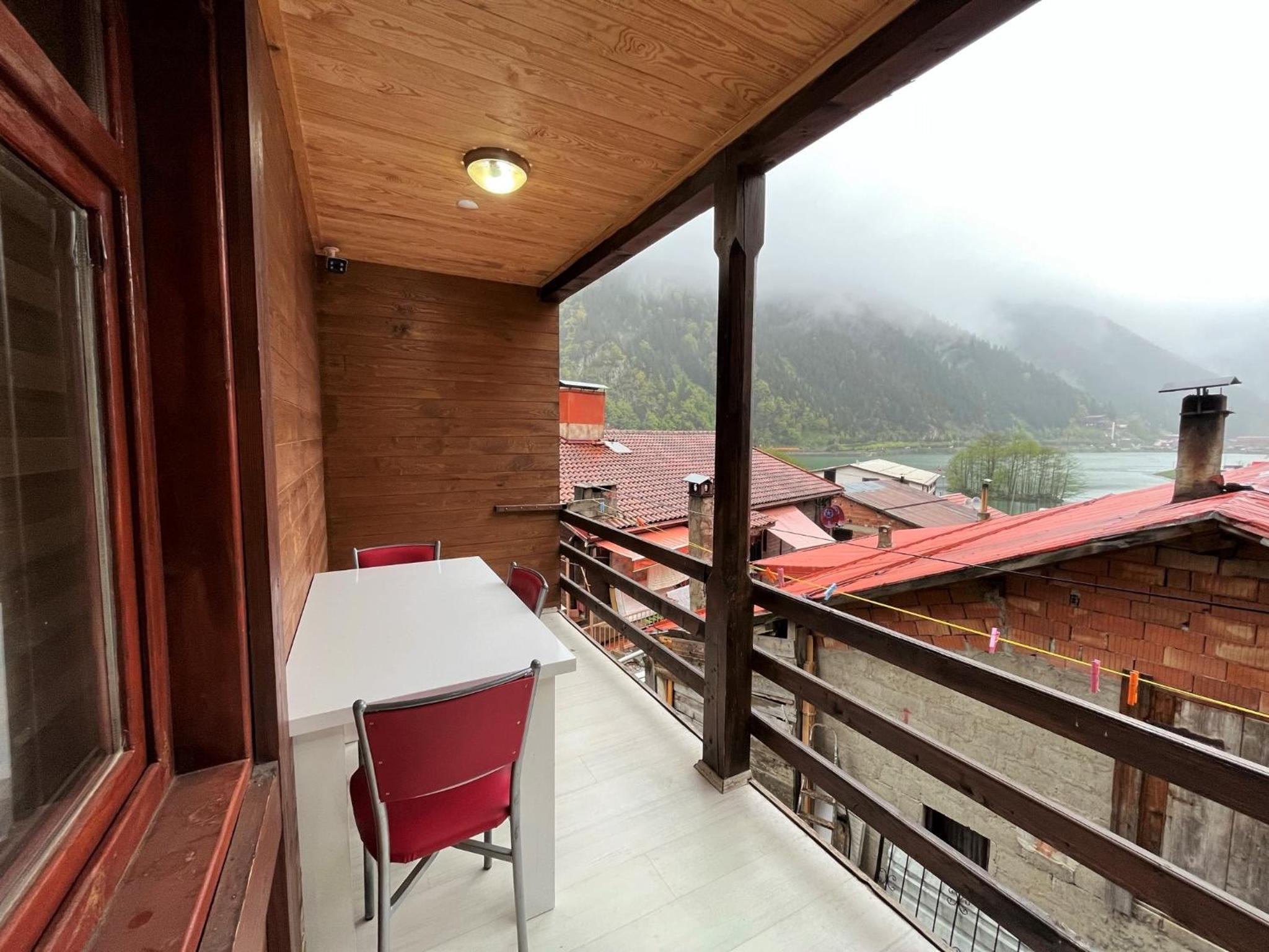 Triple Room with Lake View - Photo 17
