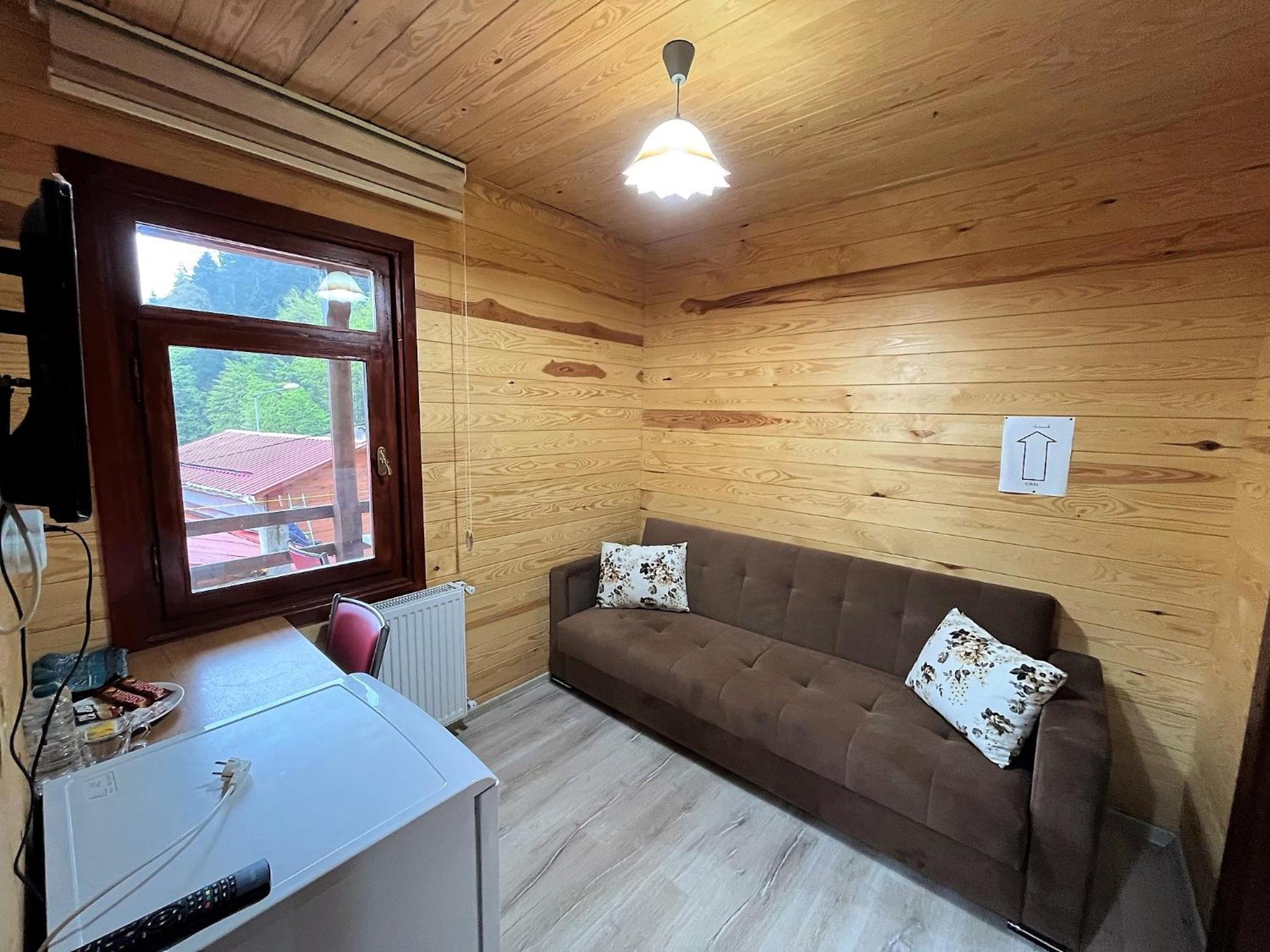 Triple Room with Lake View - Photo 15