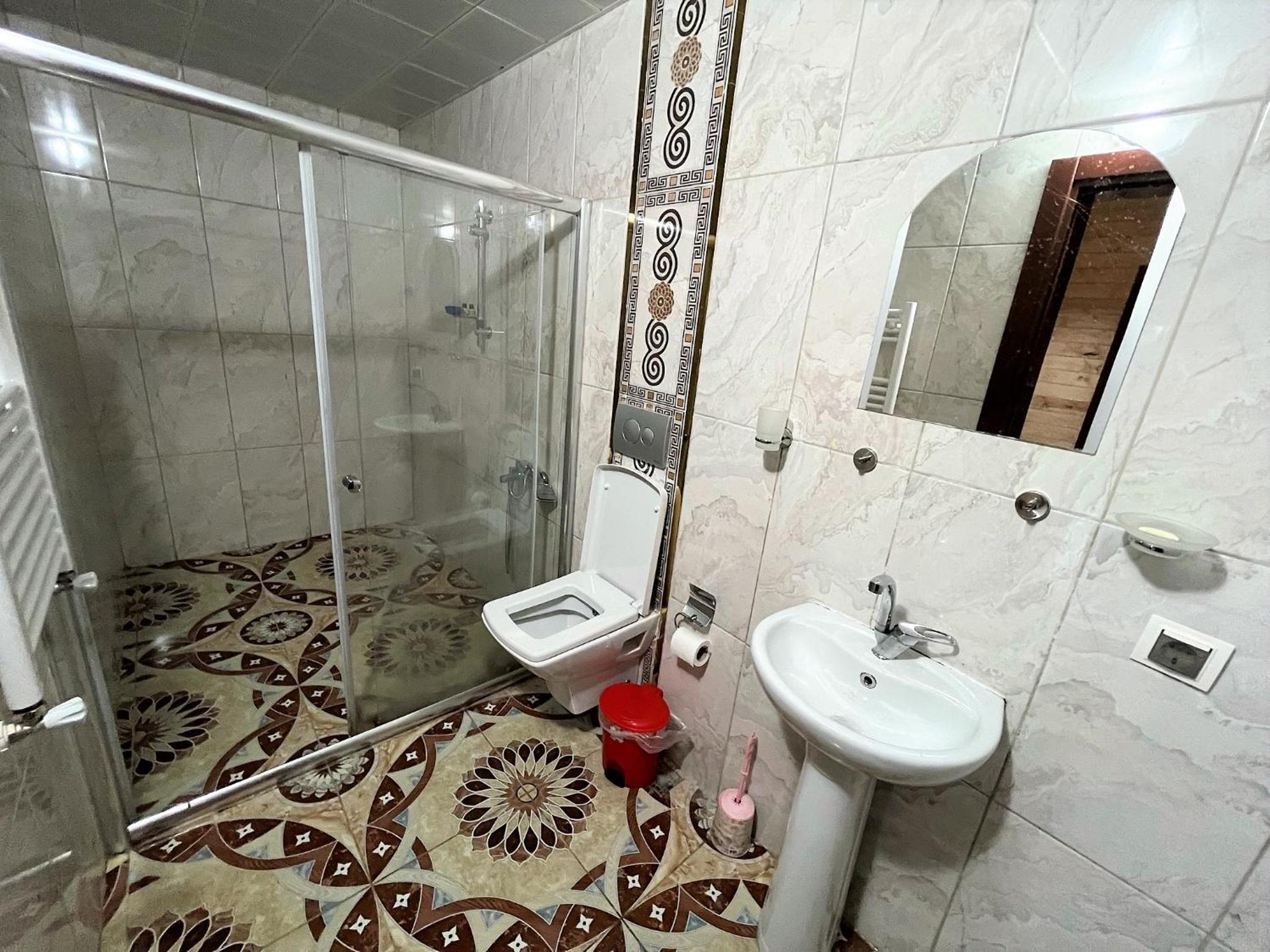 Triple Room with Lake View - Photo 13
