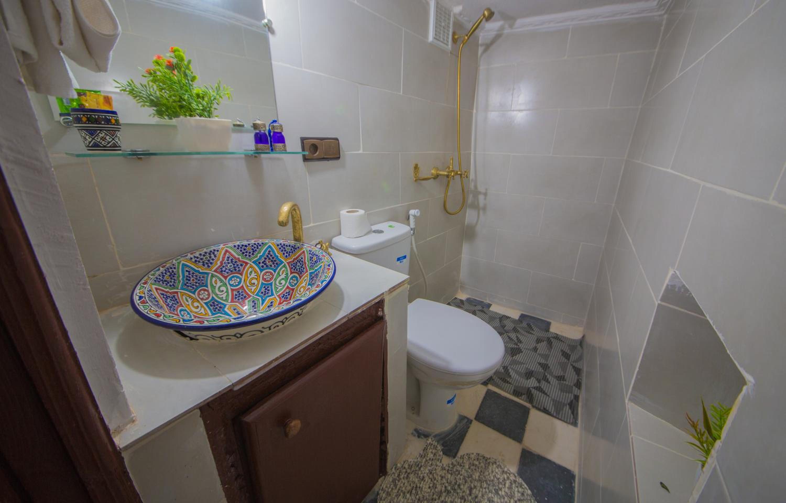 Small Double Room - Photo 6