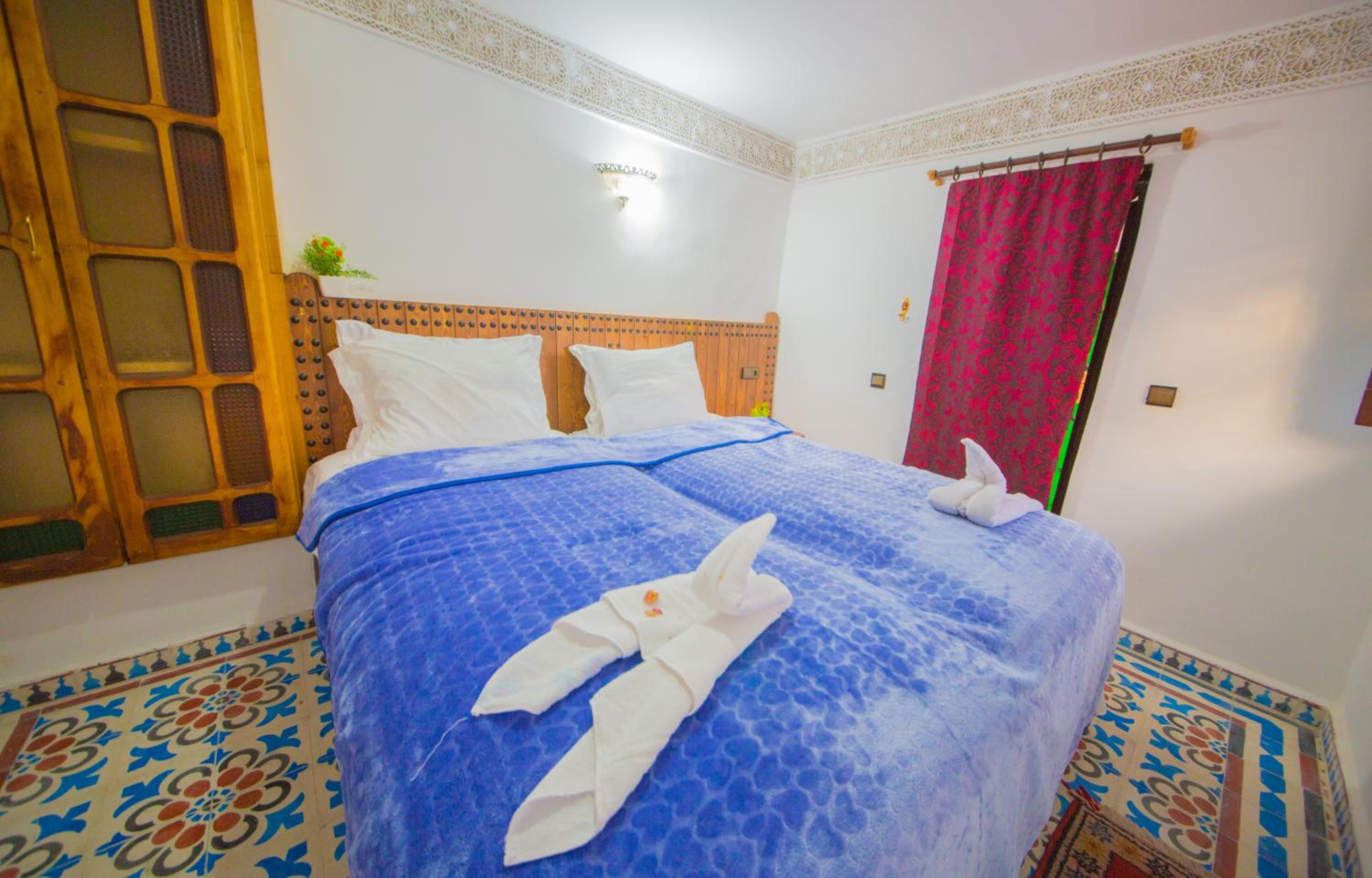 Superior Double or Twin Room with Terrace - Photo 13