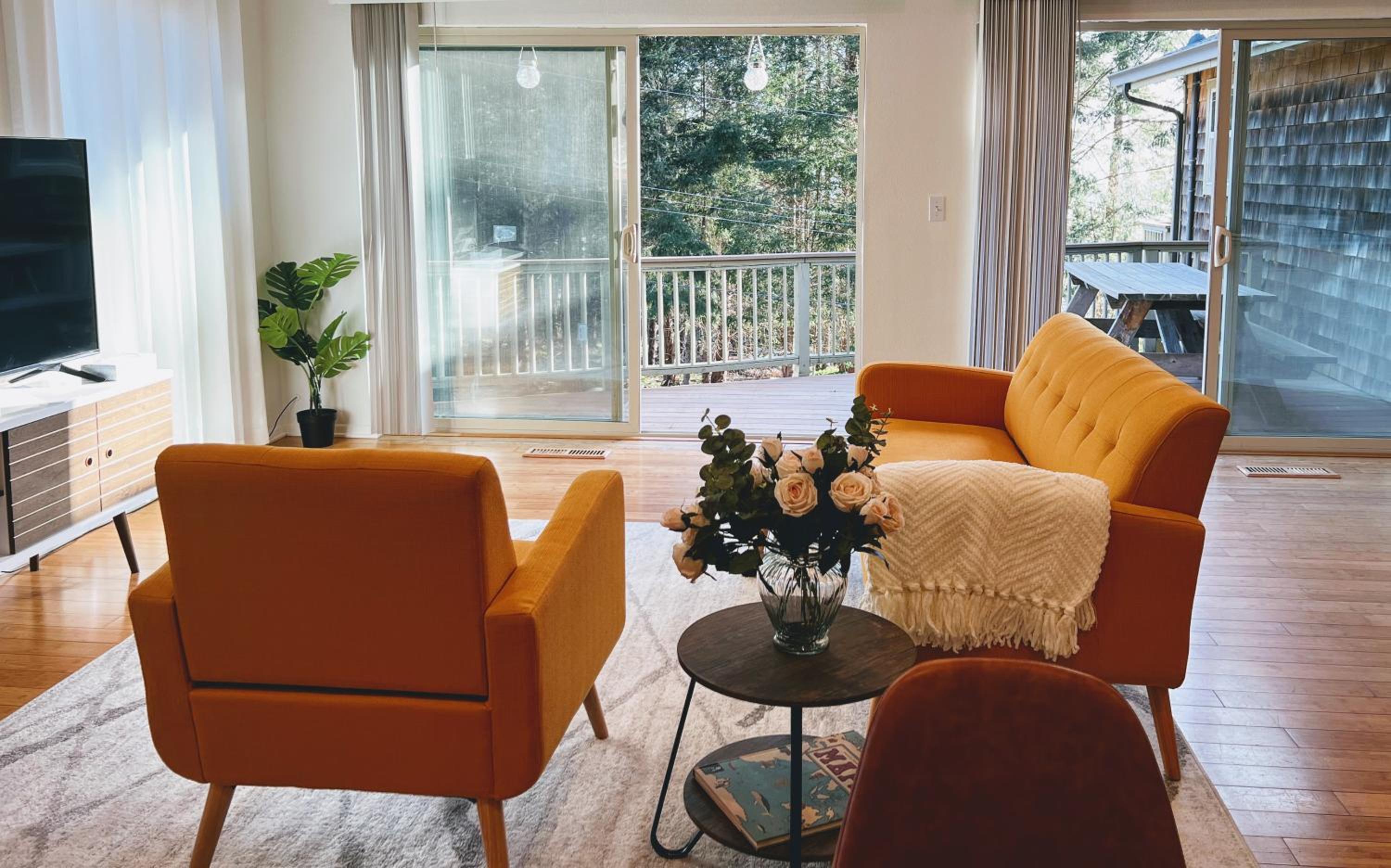 Two-Bedroom House - Photo 21