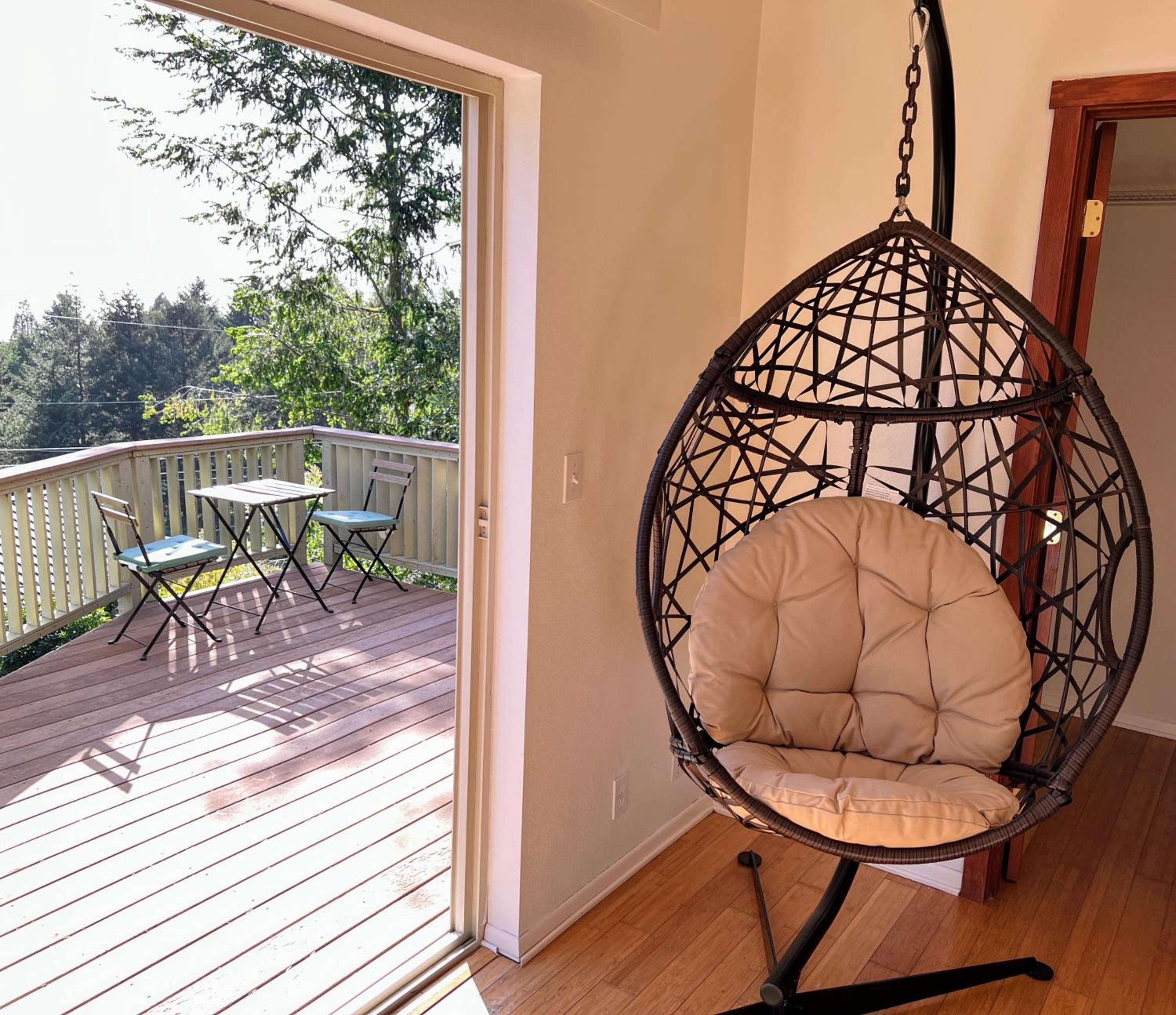 Two-Bedroom House - Photo 14