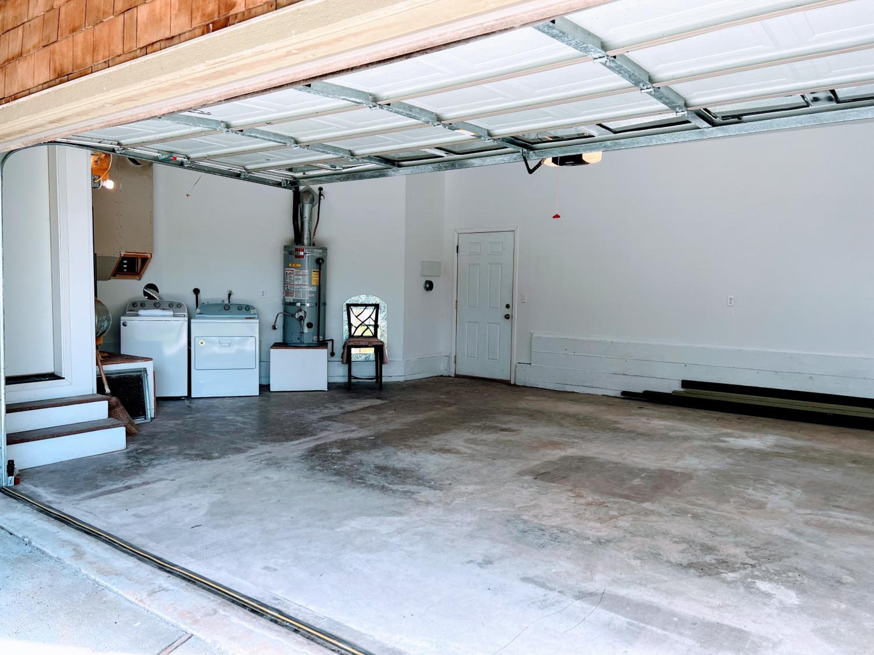 Two-Bedroom House - Photo 13