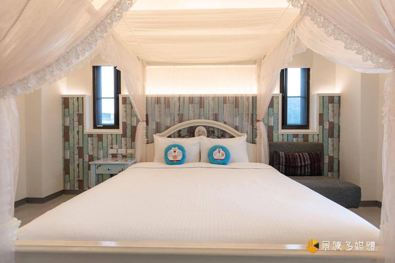 Deluxe Double Room with Shower