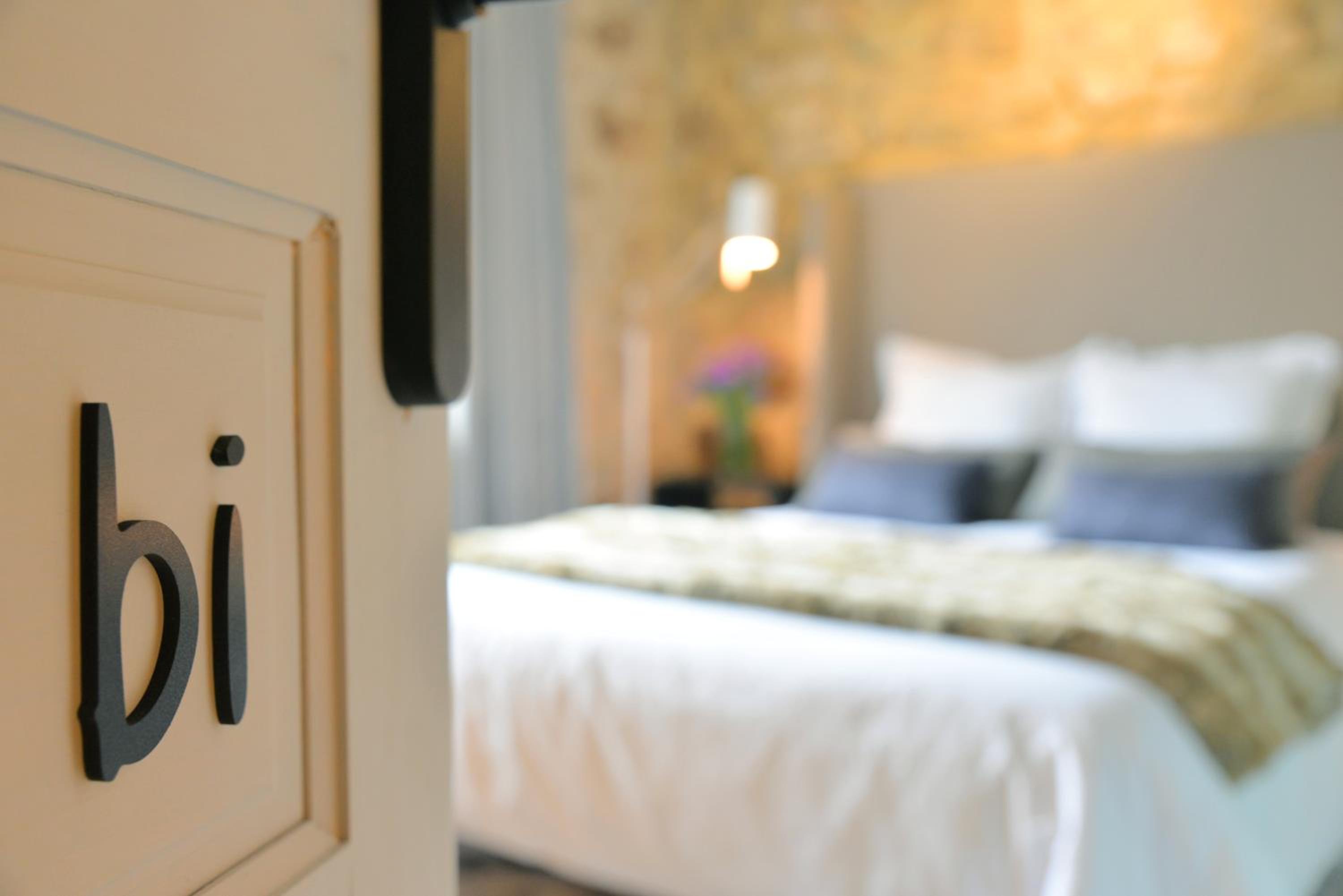 Double or Twin Room - Photo 6