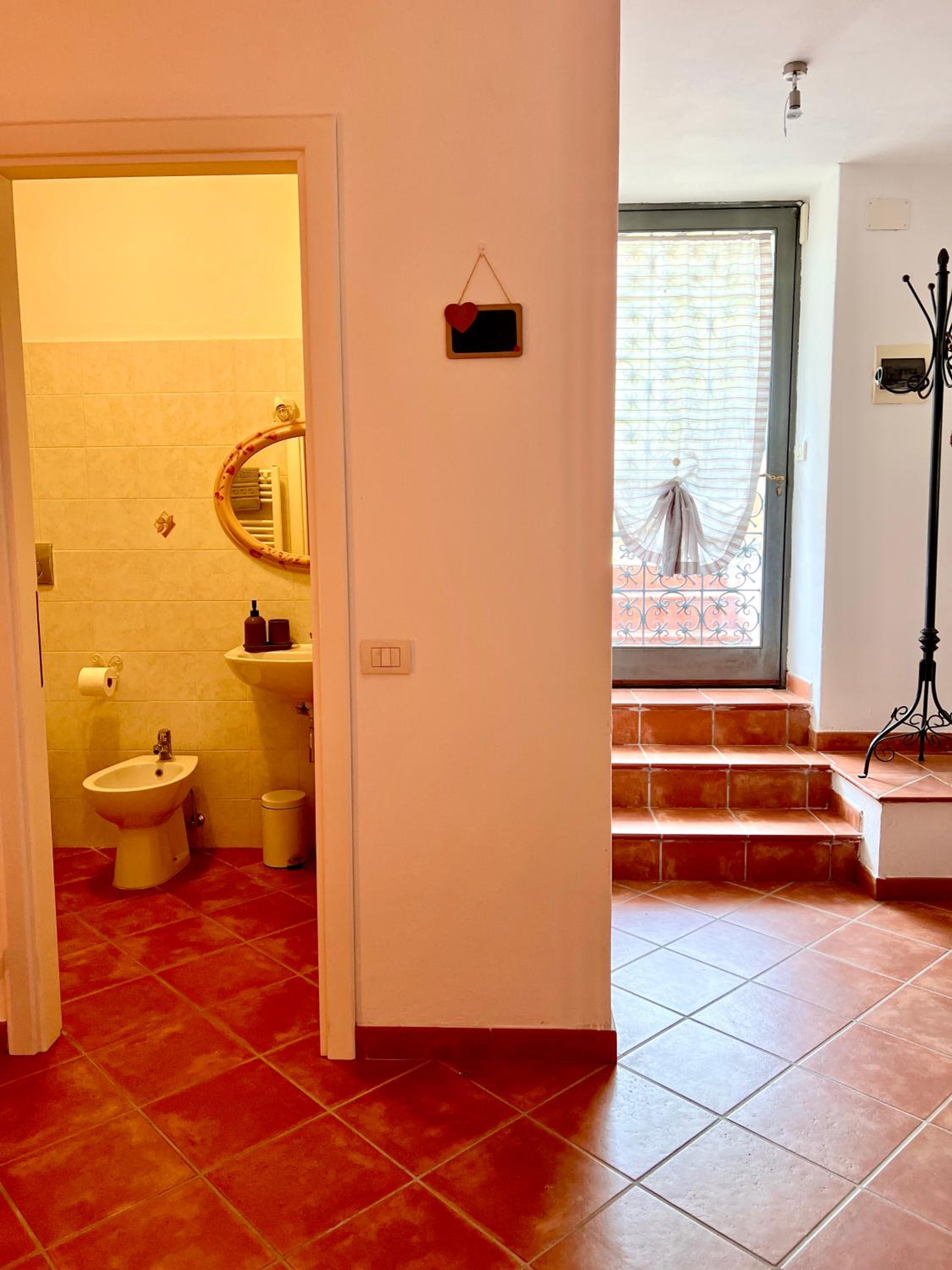 Double Room with Private Bathroom photo 3