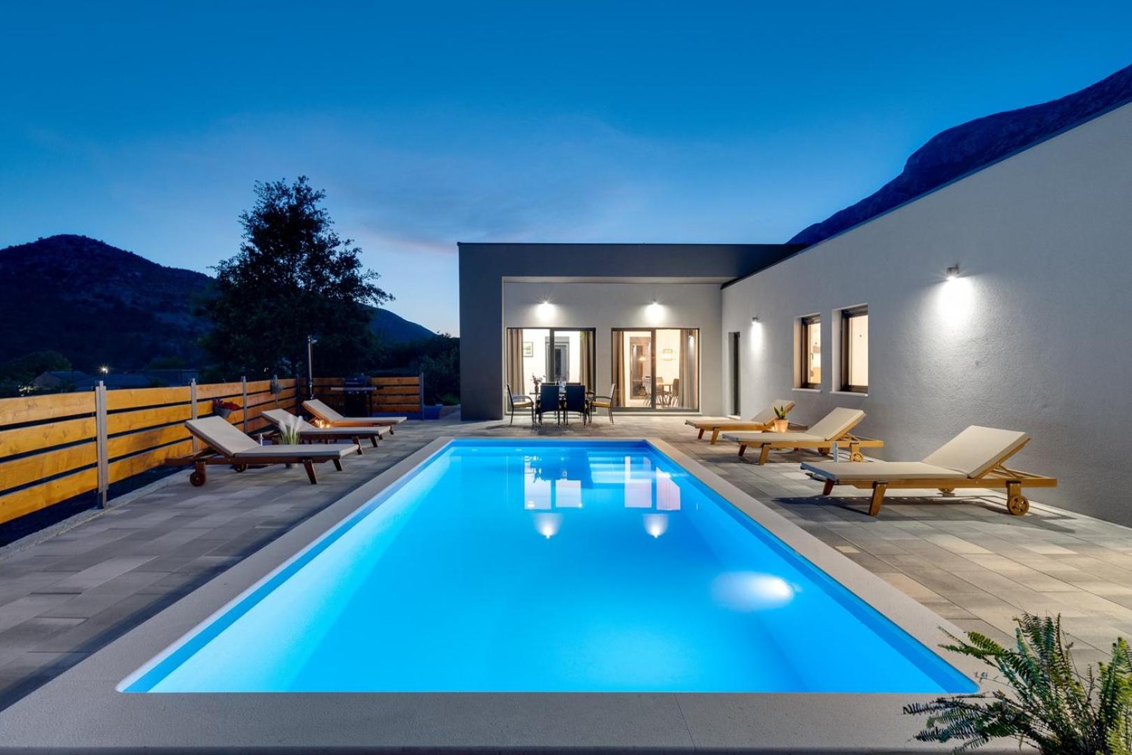 Villa with Private Pool photo 2