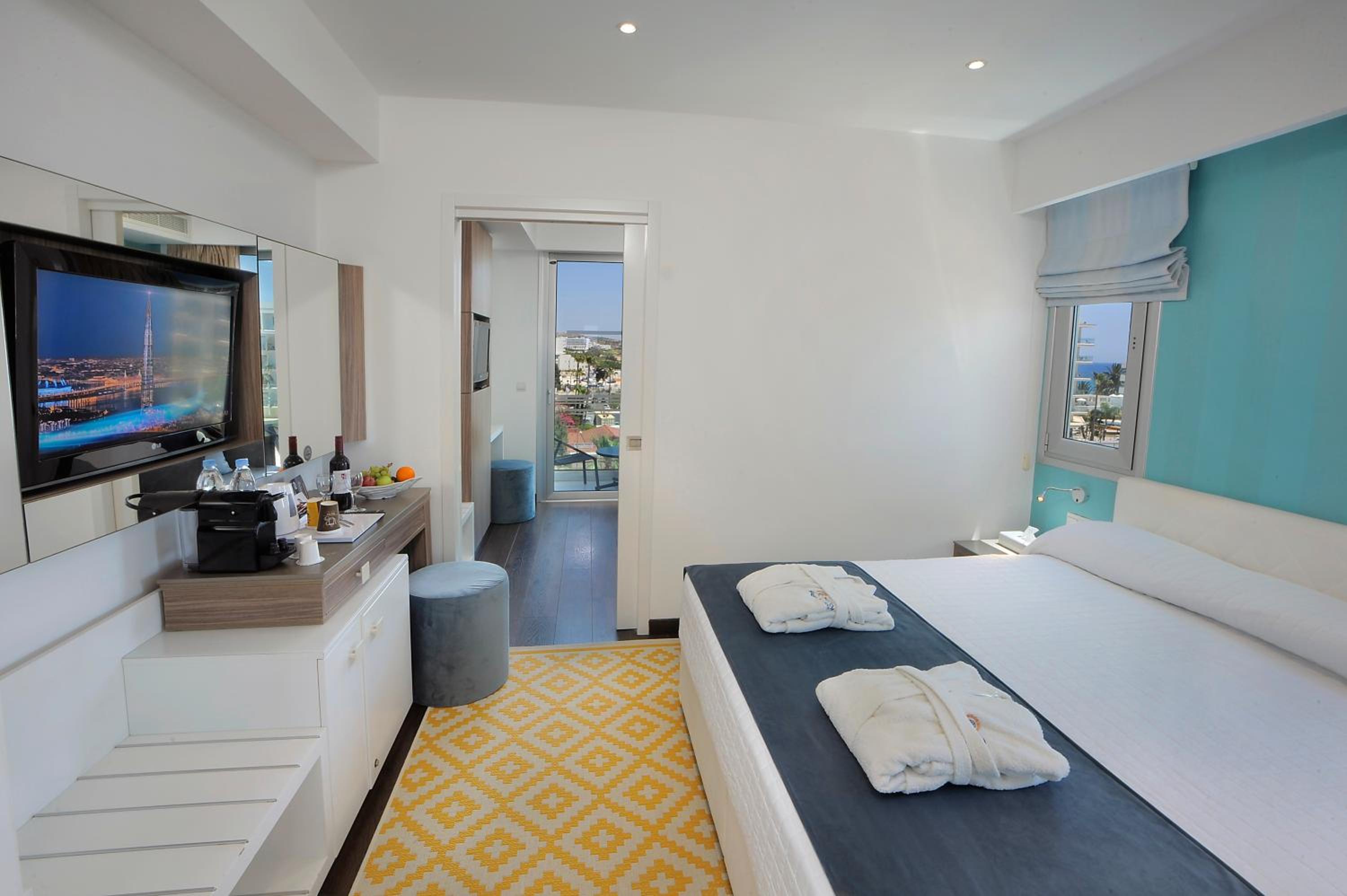 Family Junior Suite - Photo 5